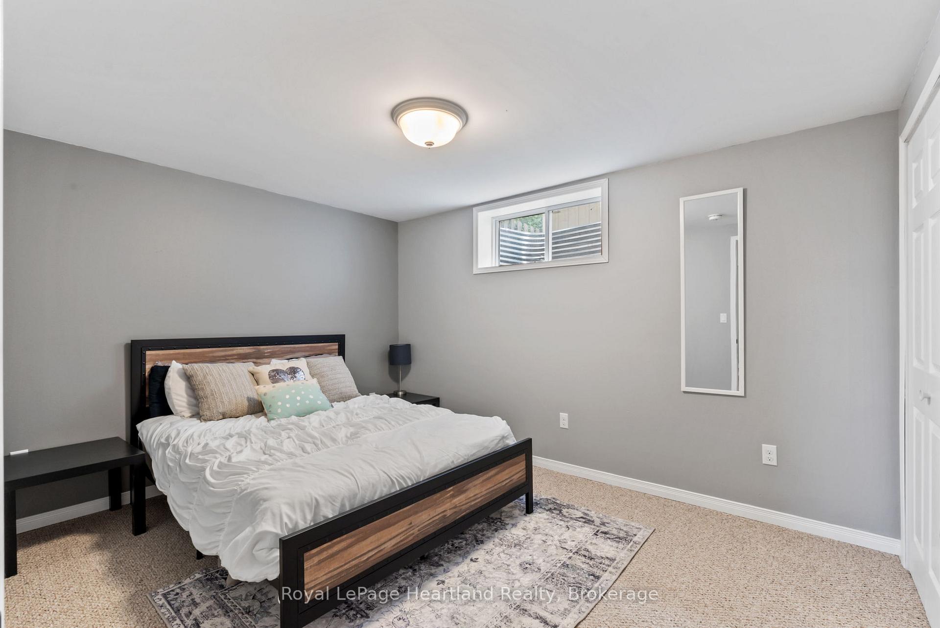 Photo 32 of 415 Cavan Street, Minto — HOMEH