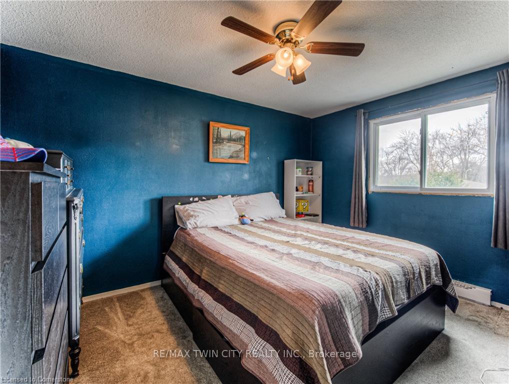 Photo 27 of 26 Cedarhill Crescent, Kitchener — HOMEH