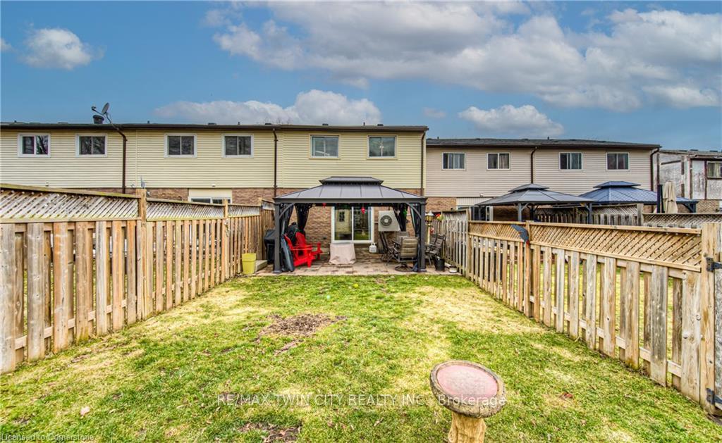 Photo 36 of 26 Cedarhill Crescent, Kitchener — HOMEH