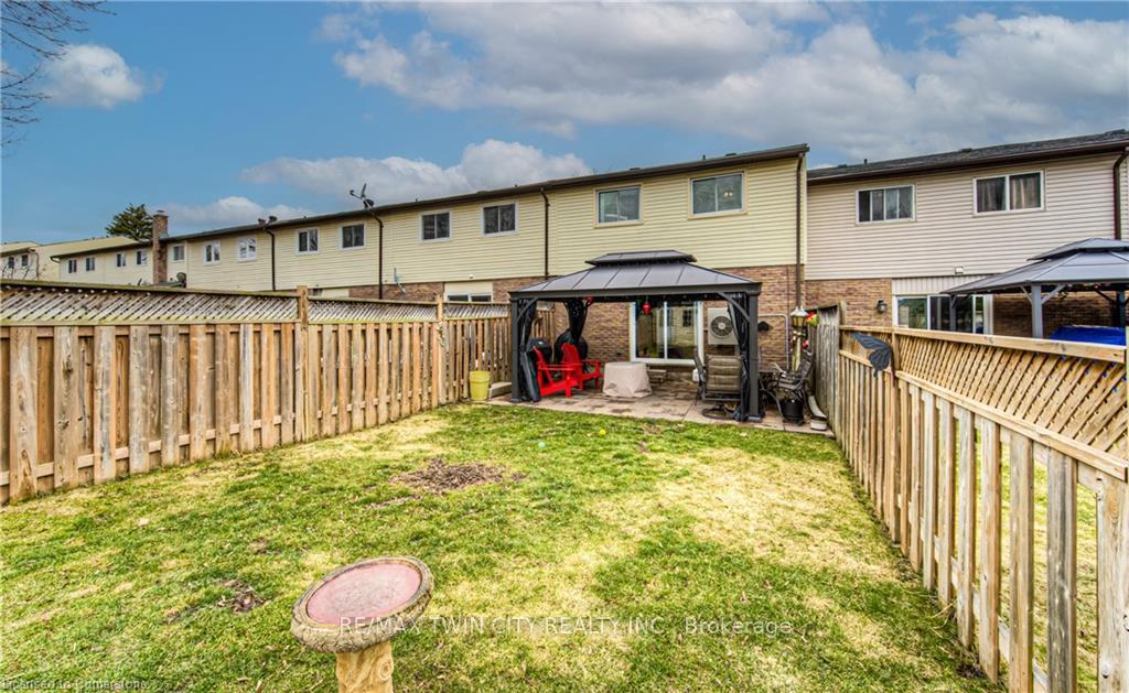 Photo 37 of 26 Cedarhill Crescent, Kitchener — HOMEH