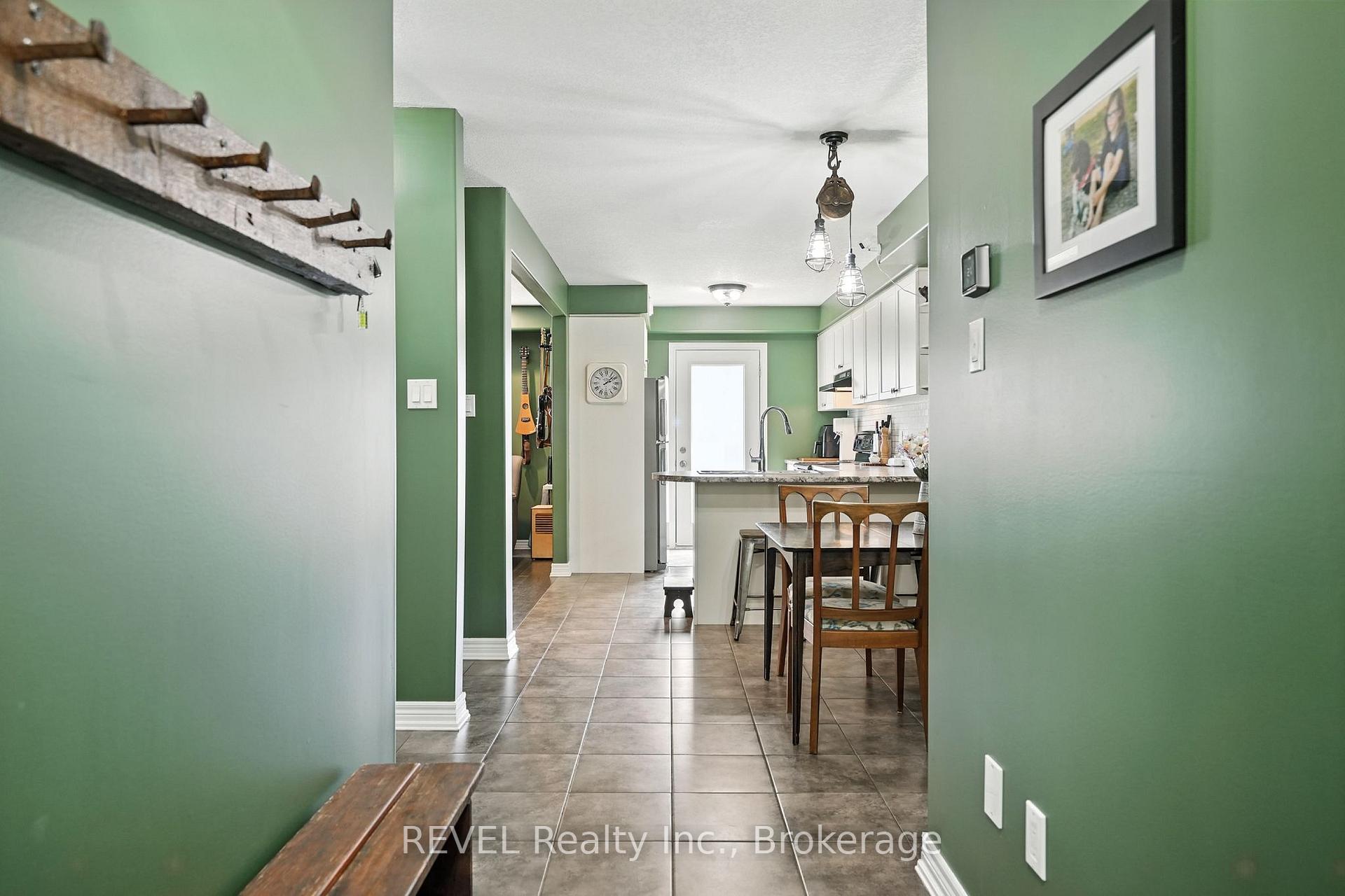 Photo 7 of 1001 Cook Drive, Midland — HOMEH