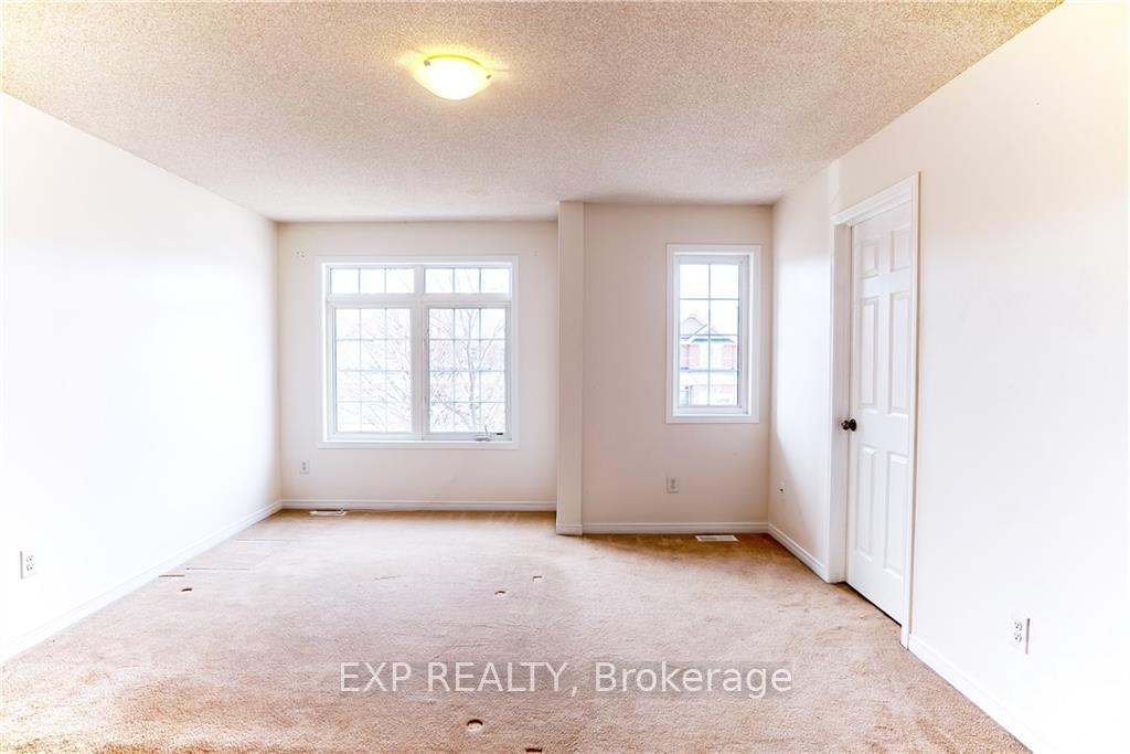Photo 5 of 970 Klondike Road S, Ottawa, Kanata - Morgan's Grant/South March — HOMEH