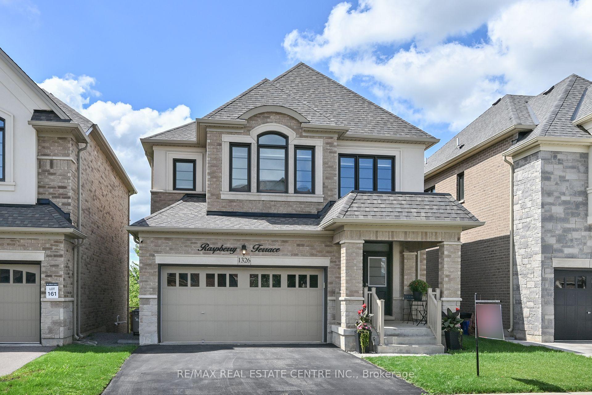 Photo 1 of 1326 Raspberry Terrace, Milton, Ford — HOMEH
