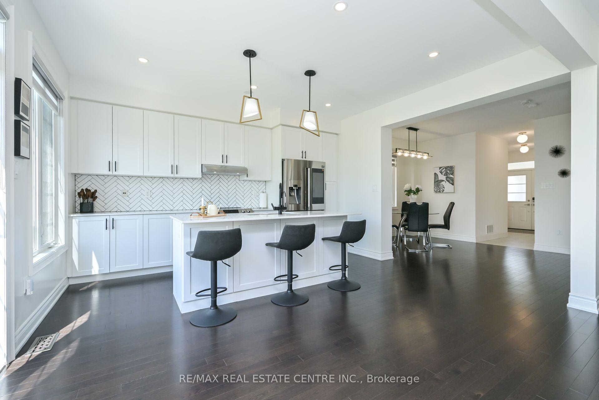 Photo 9 of 1326 Raspberry Terrace, Milton, Ford — HOMEH
