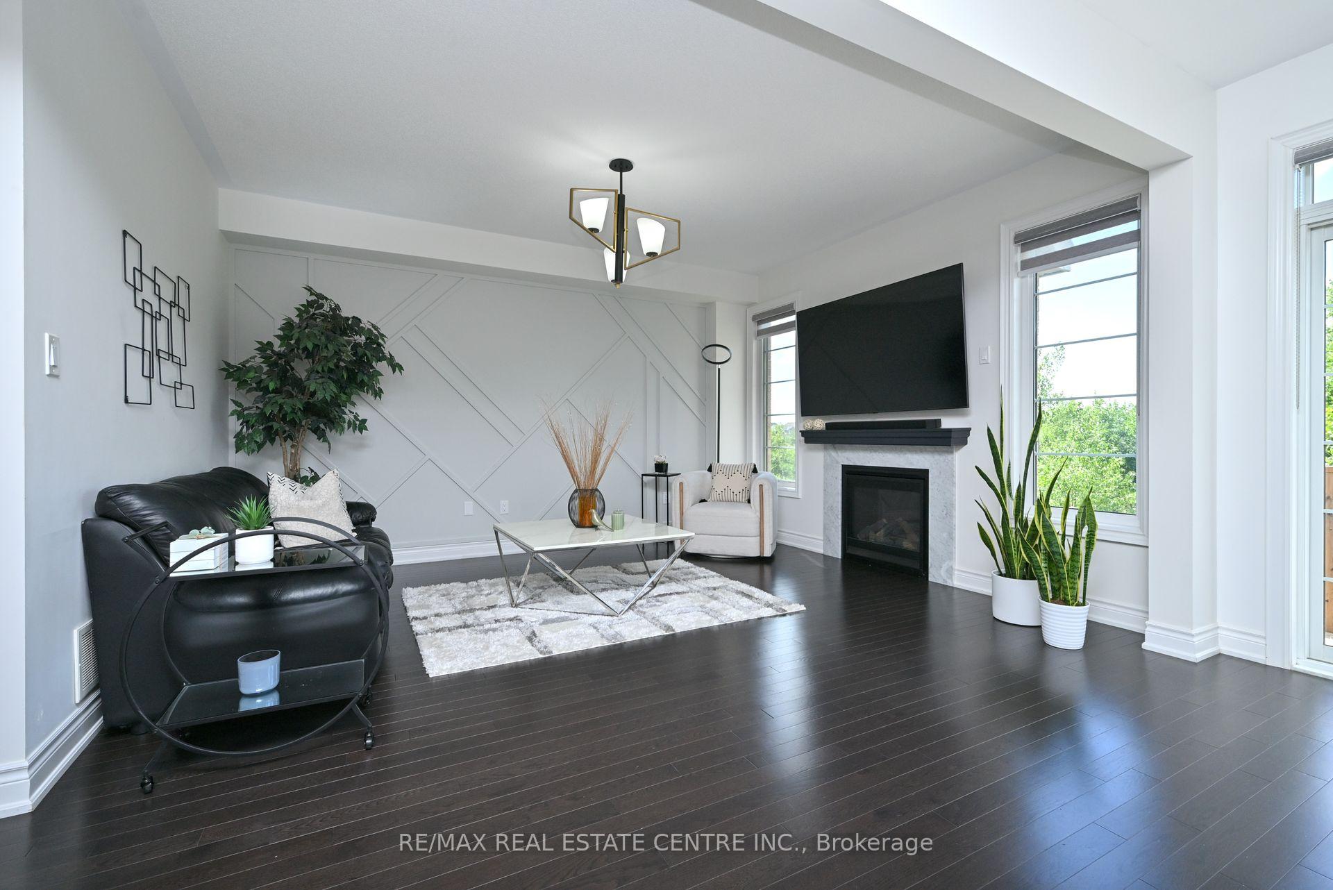 Photo 12 of 1326 Raspberry Terrace, Milton, Ford — HOMEH