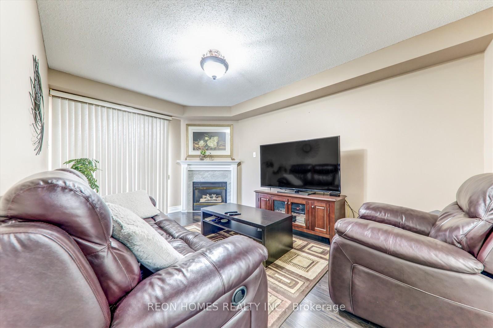 Photo 13 of 31 Sophia Road, Markham, Middlefield — HOMEH