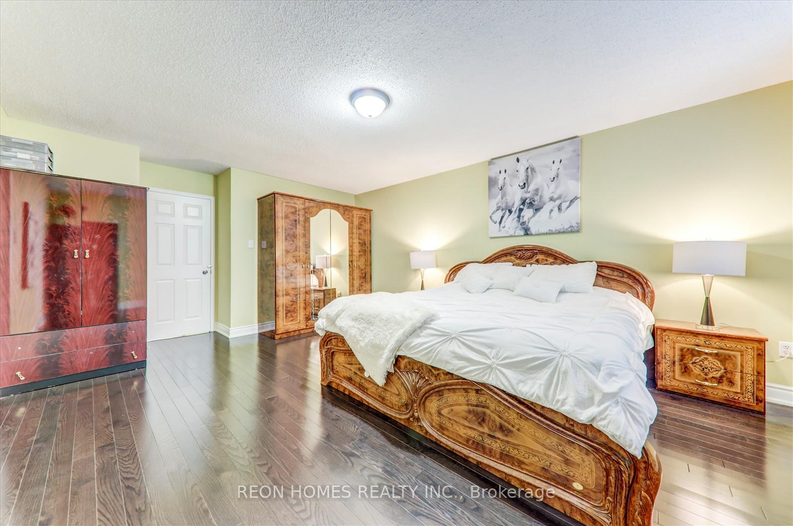 Photo 21 of 31 Sophia Road, Markham, Middlefield — HOMEH