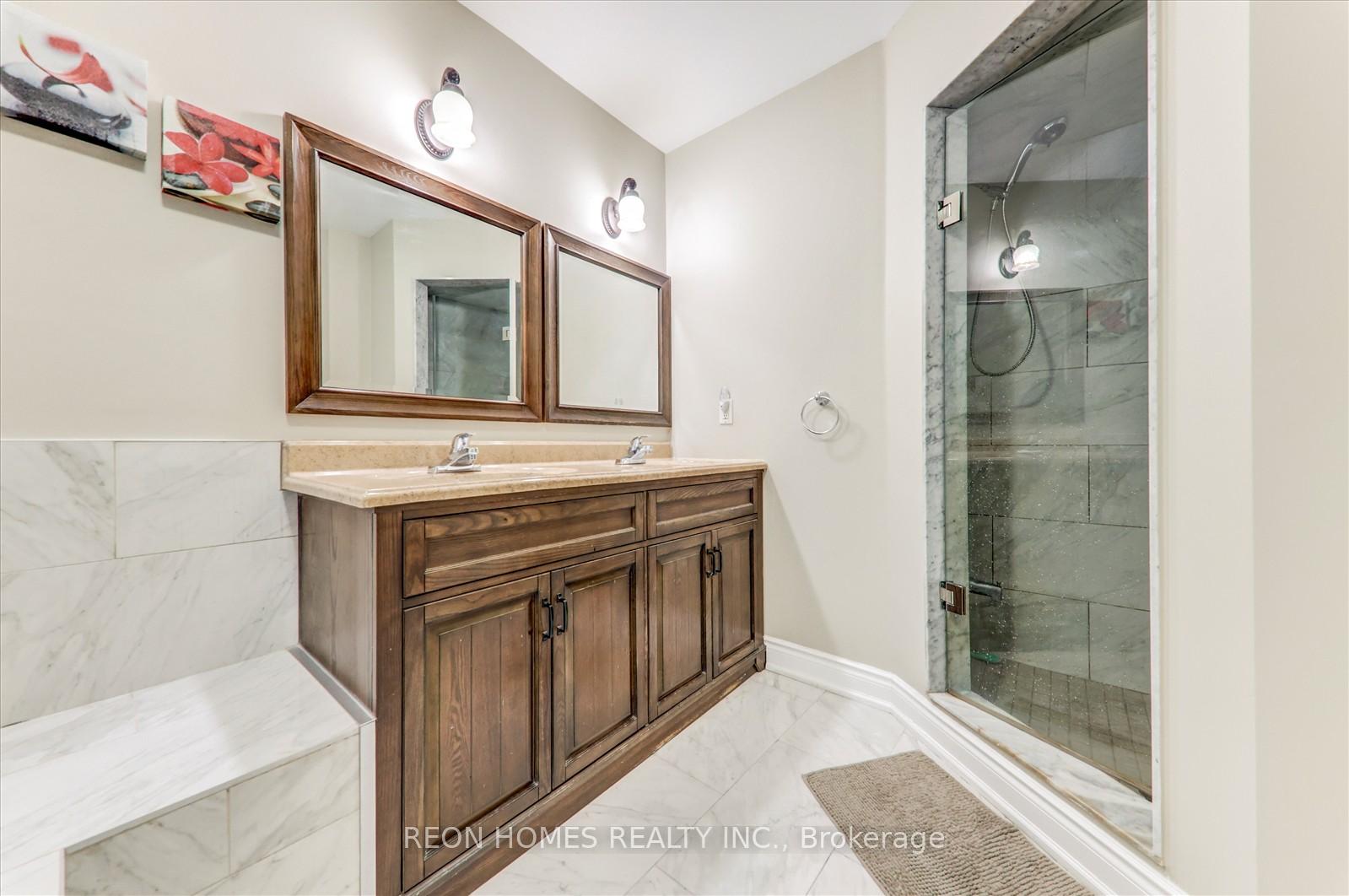 Photo 23 of 31 Sophia Road, Markham, Middlefield — HOMEH