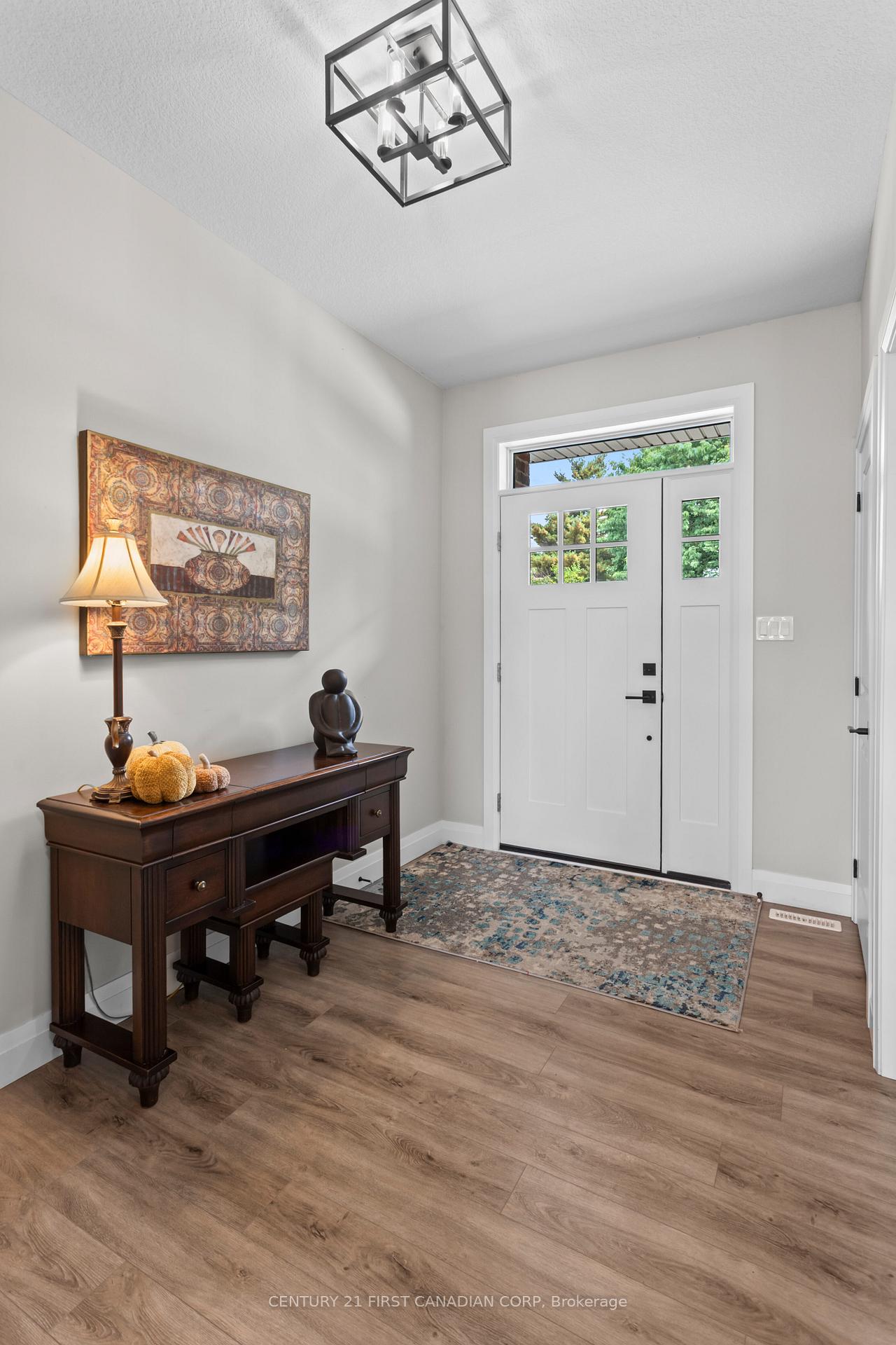 Photo 5 of Unit 3, 10038 Oxbow Drive, Middlesex Centre, Komoka — HOMEH