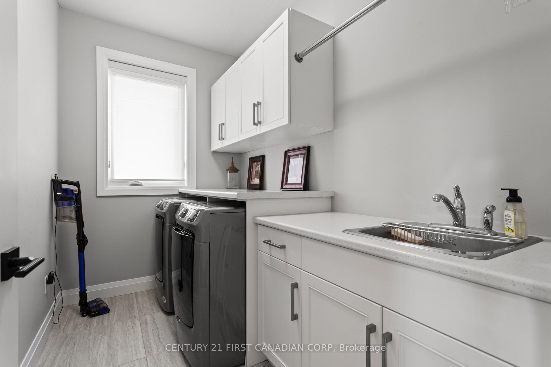 Photo 29 of Unit 3, 10038 Oxbow Drive, Middlesex Centre, Komoka — HOMEH