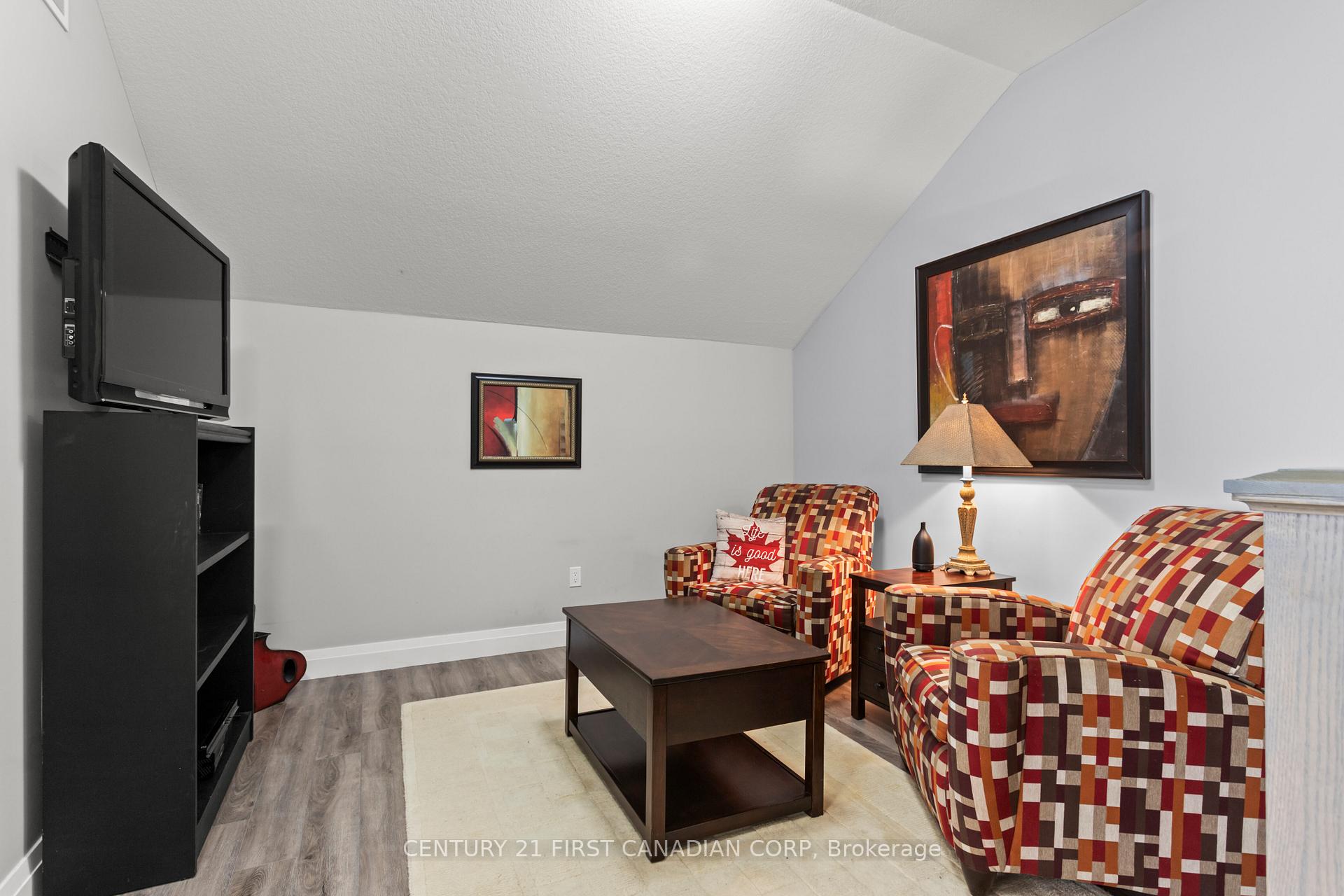 Photo 32 of Unit 3, 10038 Oxbow Drive, Middlesex Centre, Komoka — HOMEH