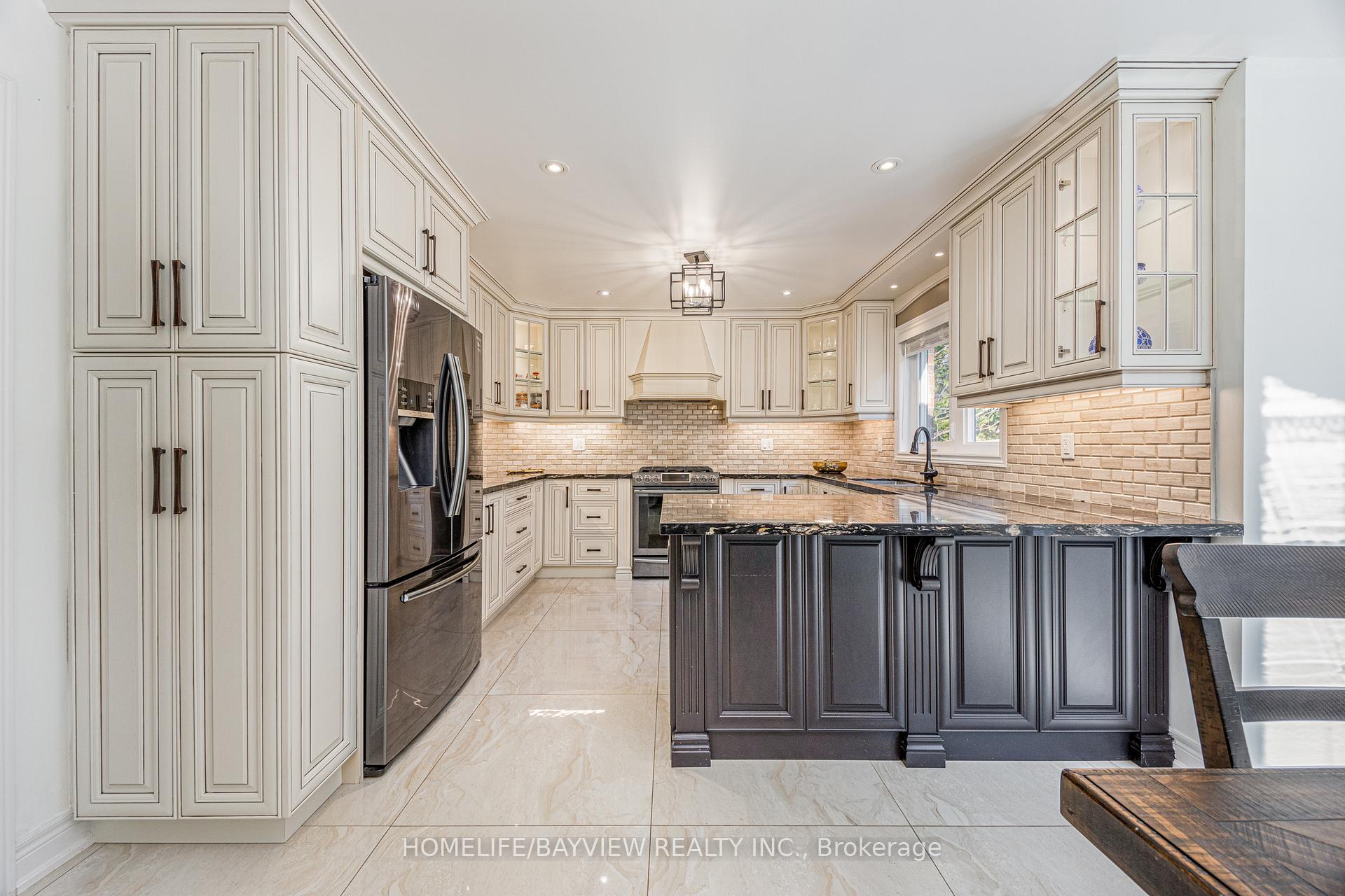 Photo 8 of 1741 Wingrove Avenue E, Innisfil, Alcona — HOMEH