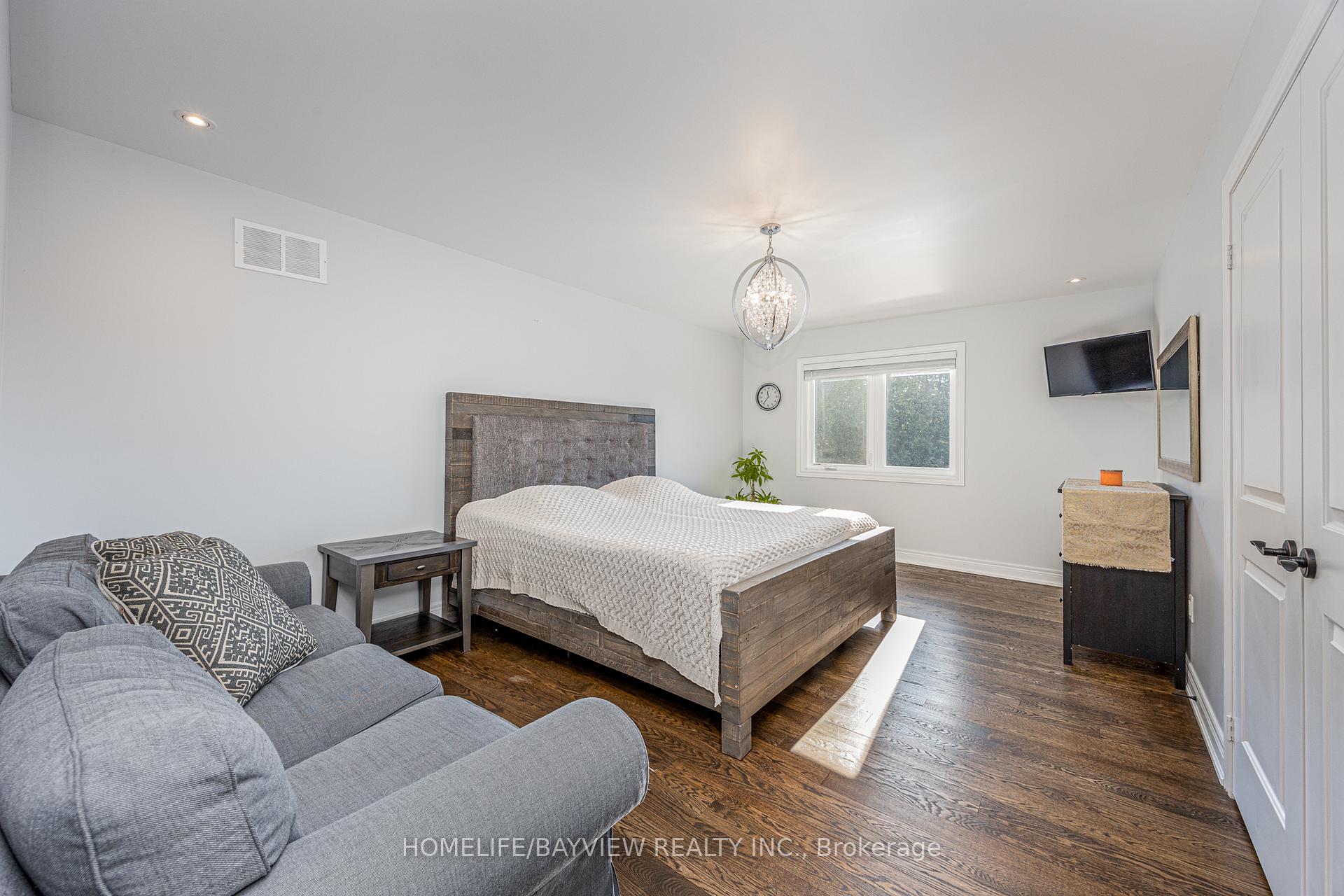 Photo 16 of 1741 Wingrove Avenue E, Innisfil, Alcona — HOMEH