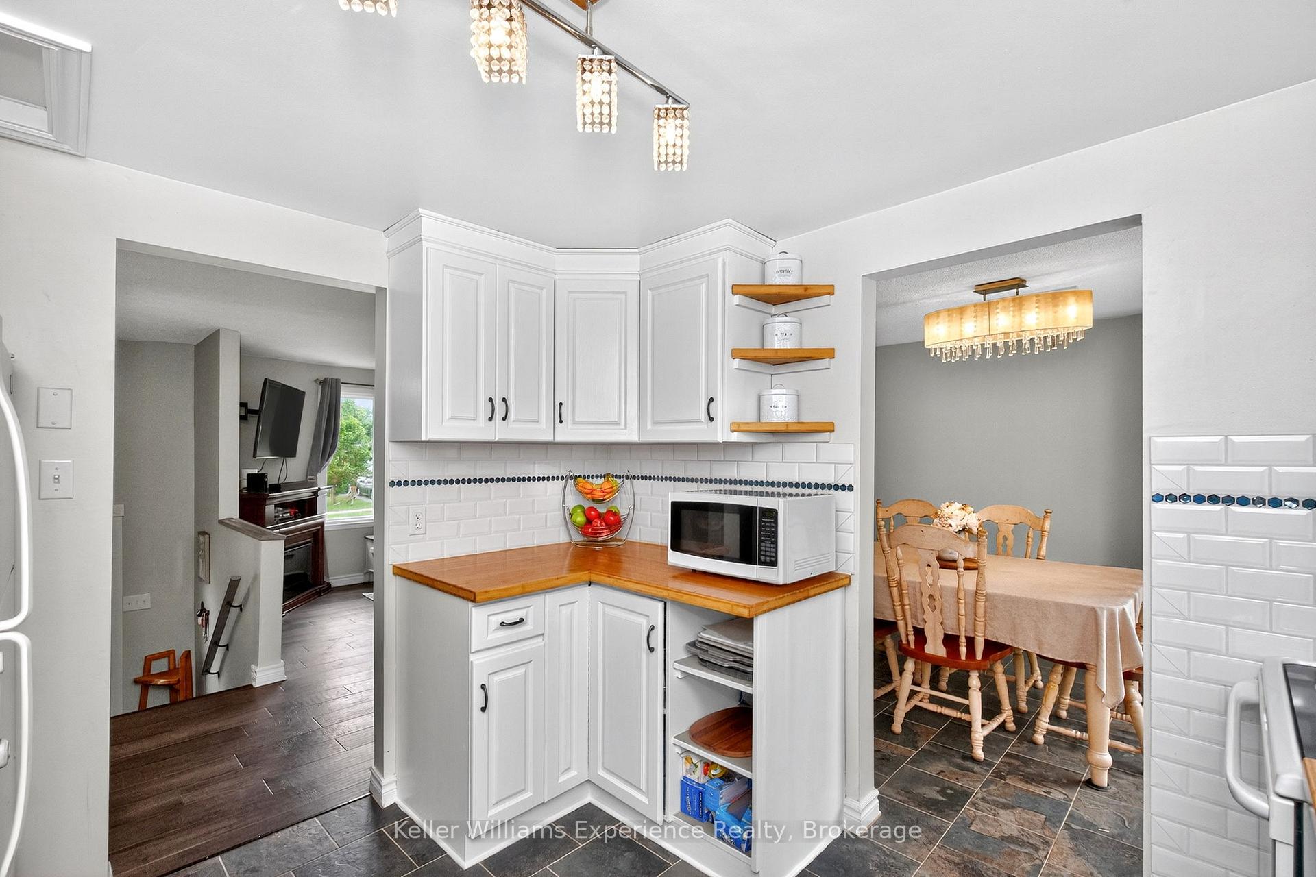 Photo 8 of 268 Galloway Boulevard, Midland — HOMEH