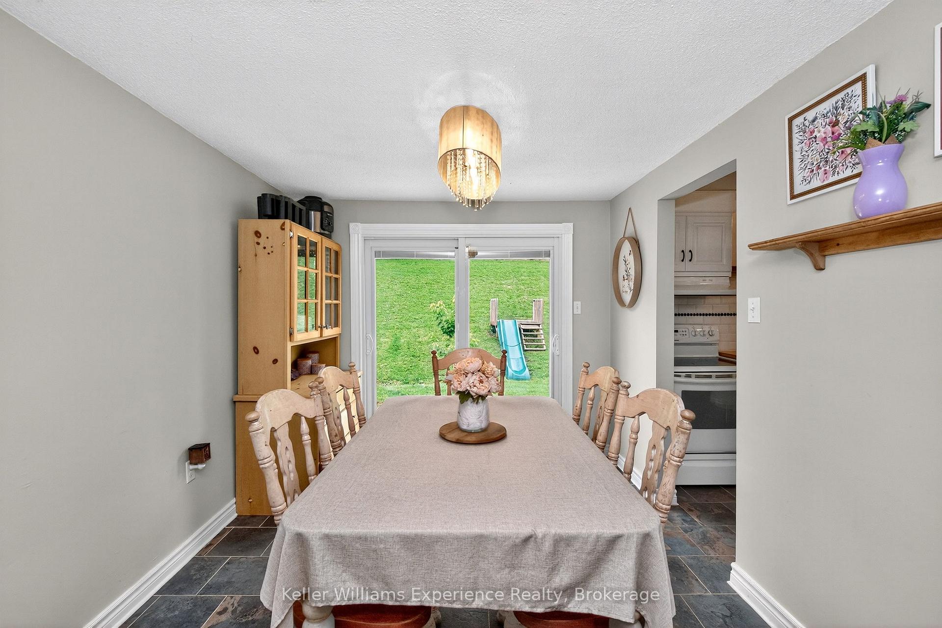 Photo 18 of 268 Galloway Boulevard, Midland — HOMEH