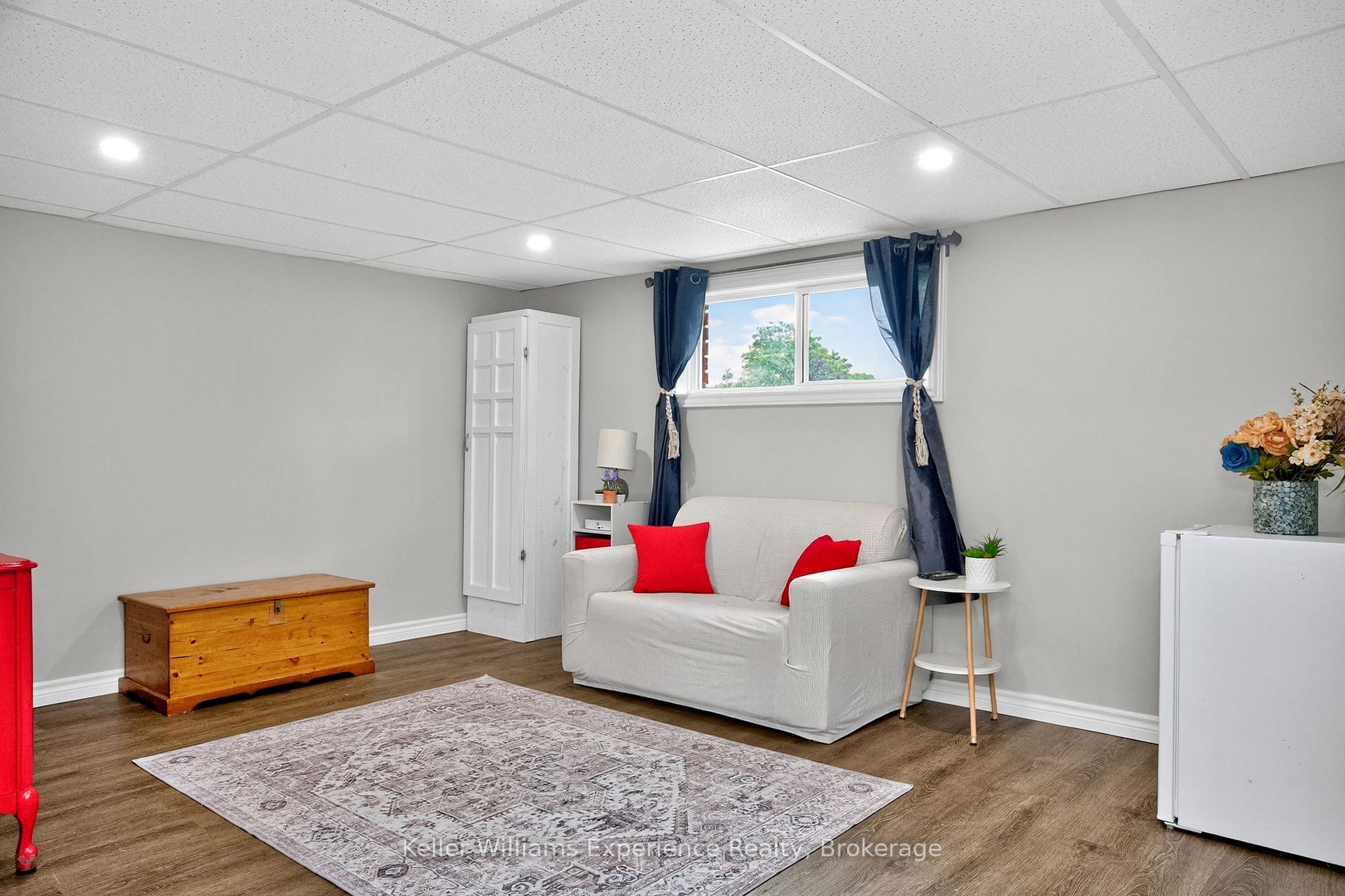Photo 29 of 268 Galloway Boulevard, Midland — HOMEH
