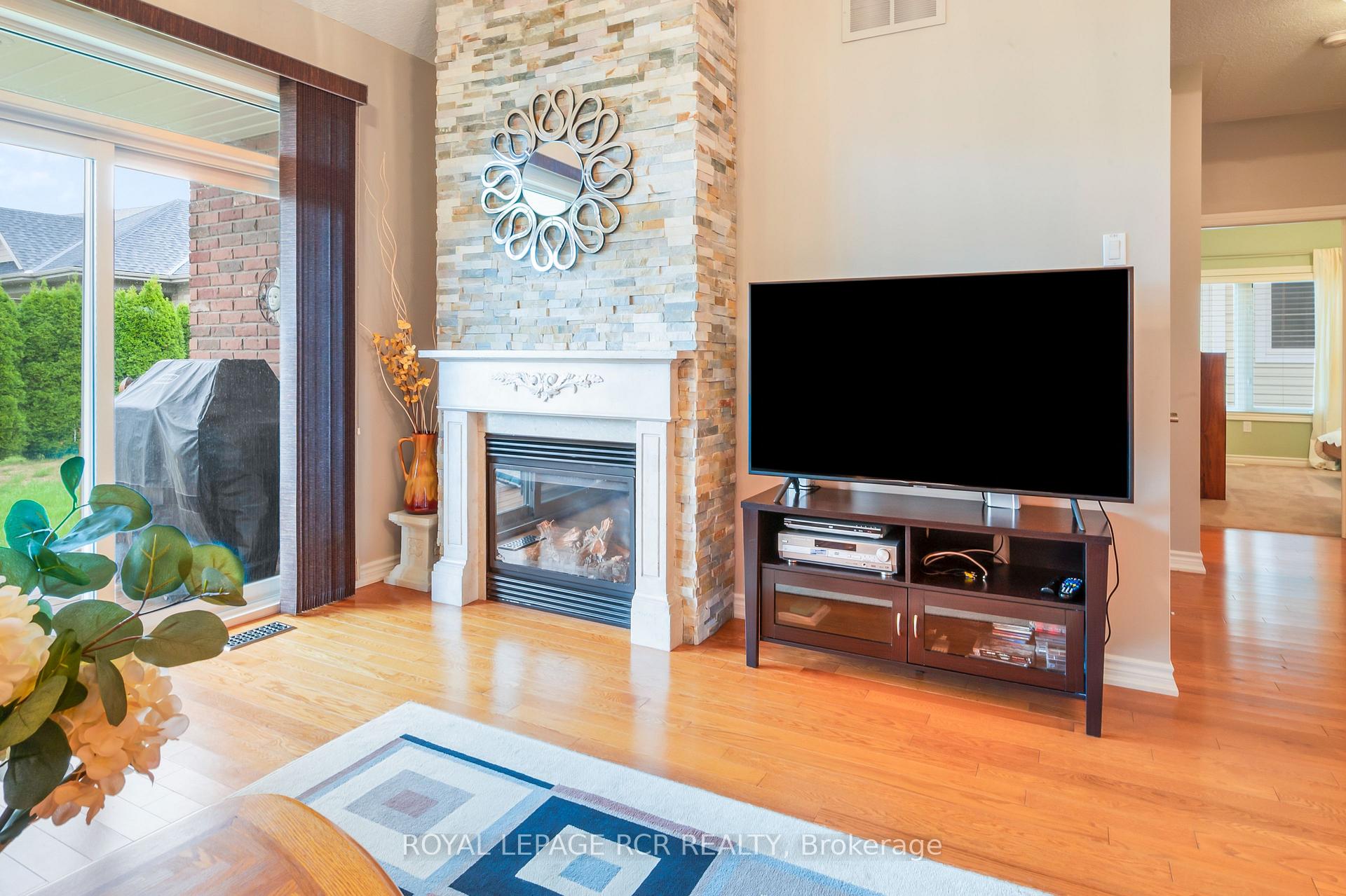 Photo 13 of Unit 157, 200 Kingfisher Drive, Mono, Rural Mono — HOMEH