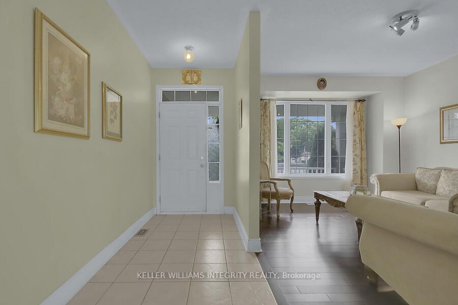 Photo 3 of 59 Sawyer Way, Ottawa, Kanata - Emerald Meadows/Trailwest — HOMEH
