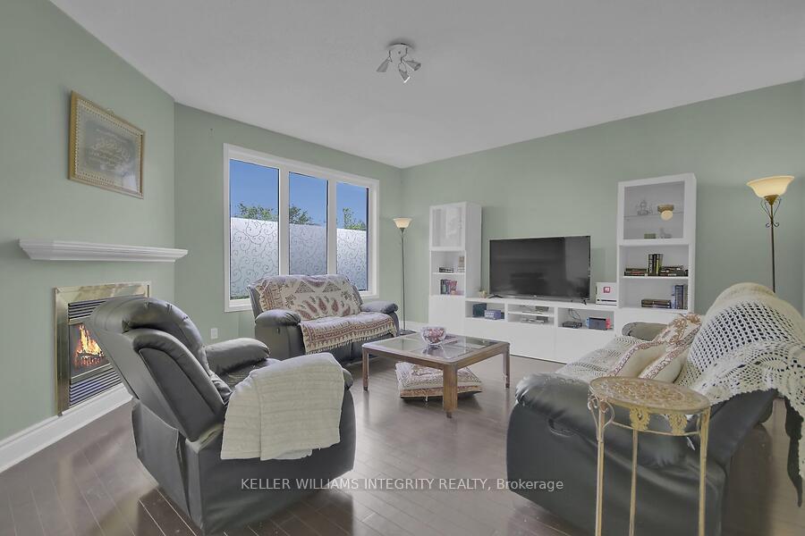 Photo 15 of 59 Sawyer Way, Ottawa, Kanata - Emerald Meadows/Trailwest — HOMEH