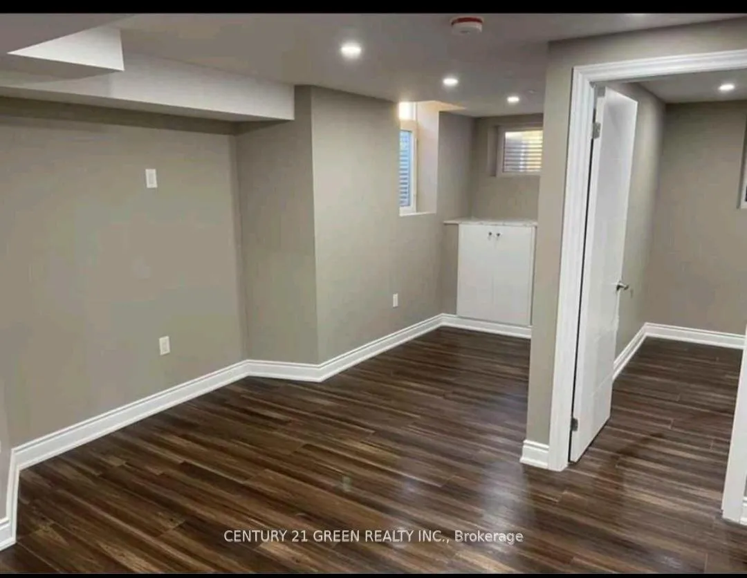 Photo 8 of Unit Basement, 1510 Devine Point, Milton, Ford — HOMEH