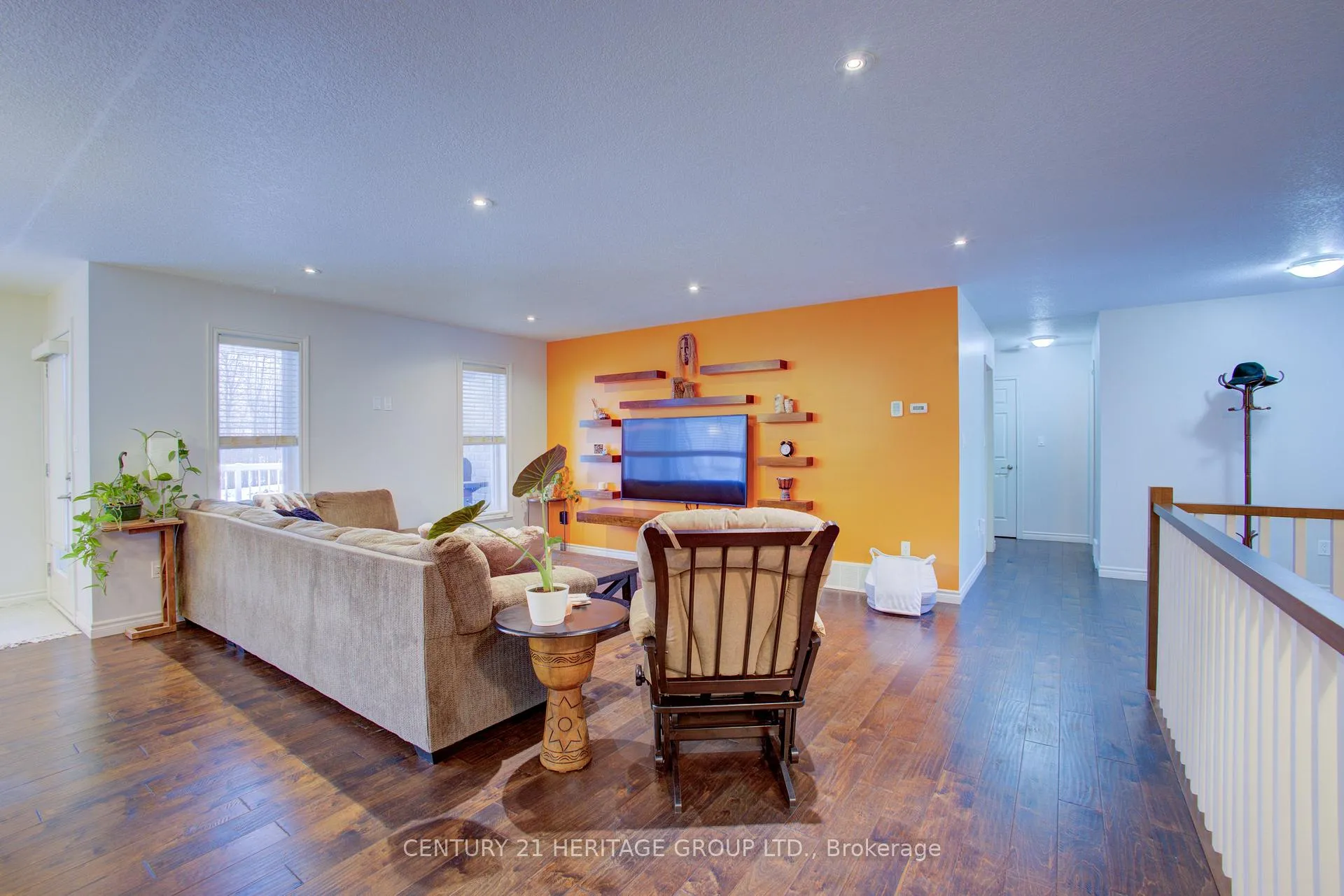 Photo 6 of 109 Tuffy Macdougall Court, Minto, Harriston — HOMEH