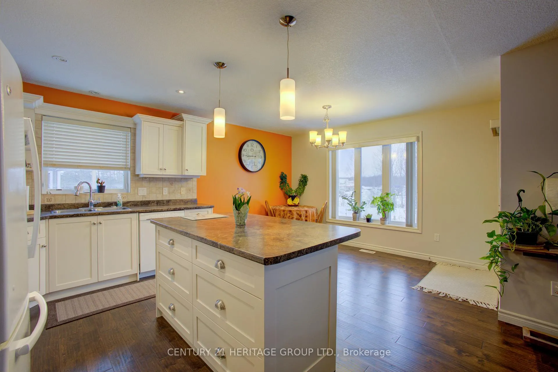 Photo 8 of 109 Tuffy Macdougall Court, Minto, Harriston — HOMEH