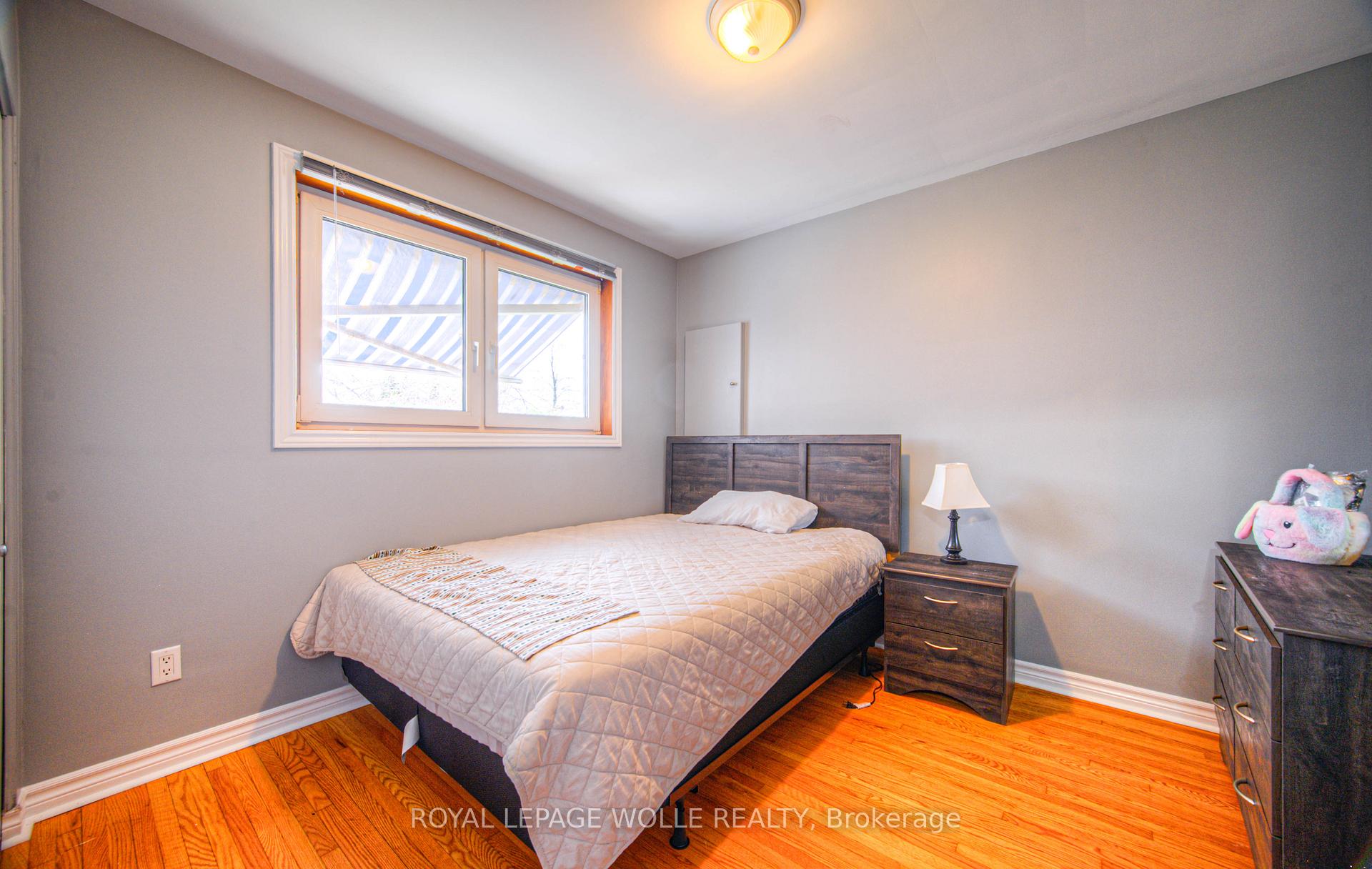 Photo 20 of 22 Hampton Place, Kitchener — HOMEH
