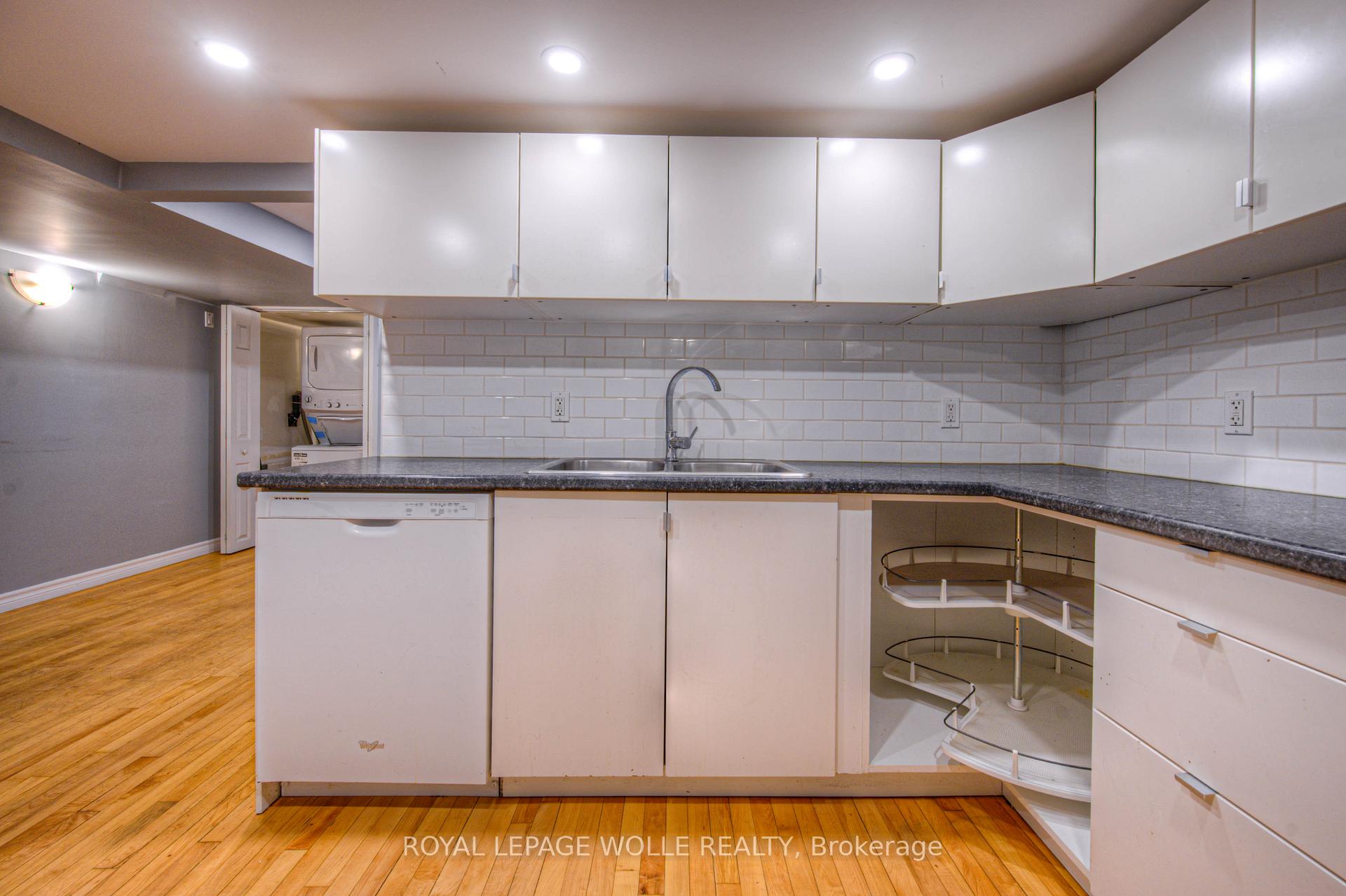 Photo 29 of 22 Hampton Place, Kitchener — HOMEH