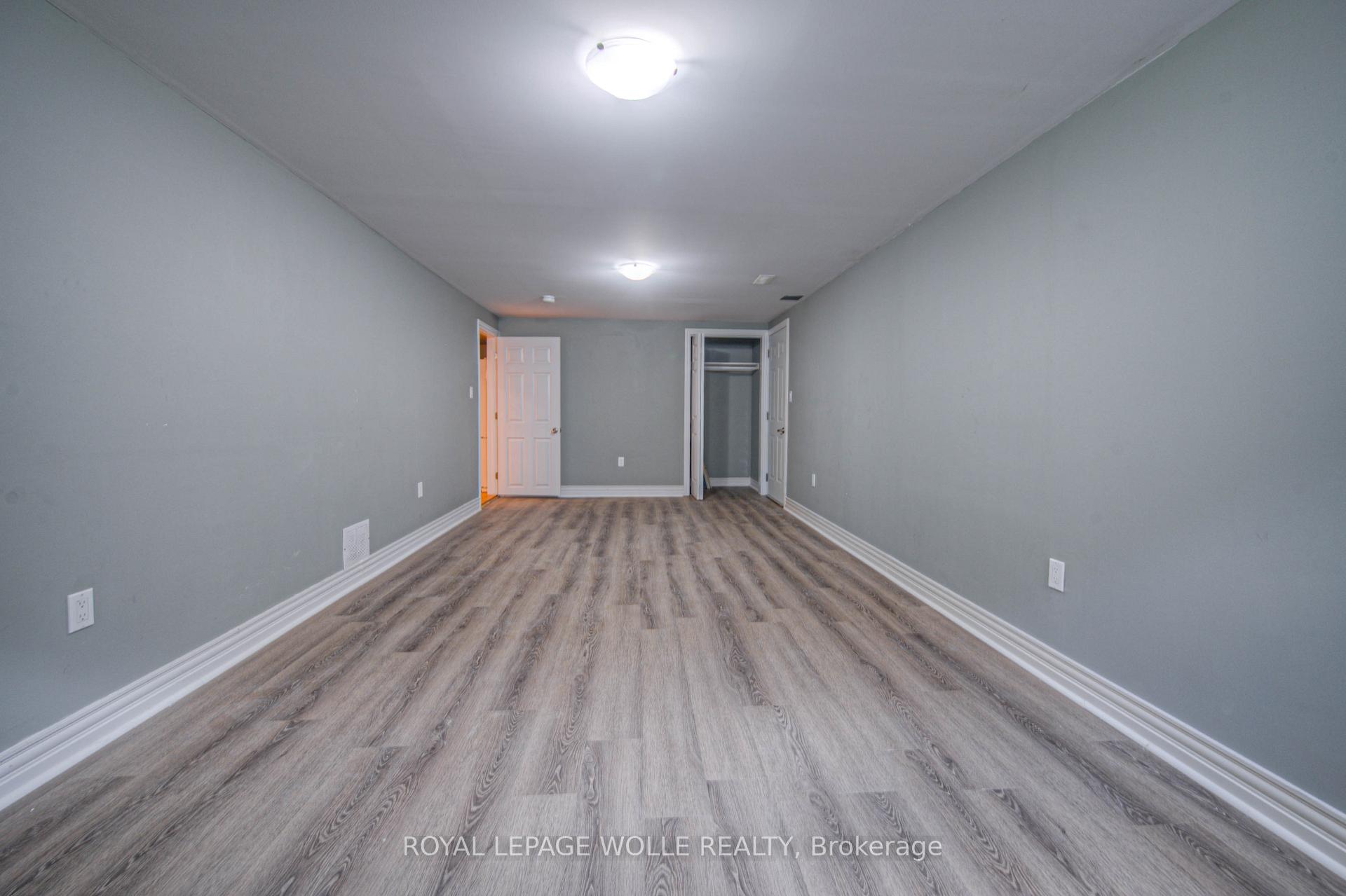 Photo 36 of 22 Hampton Place, Kitchener — HOMEH