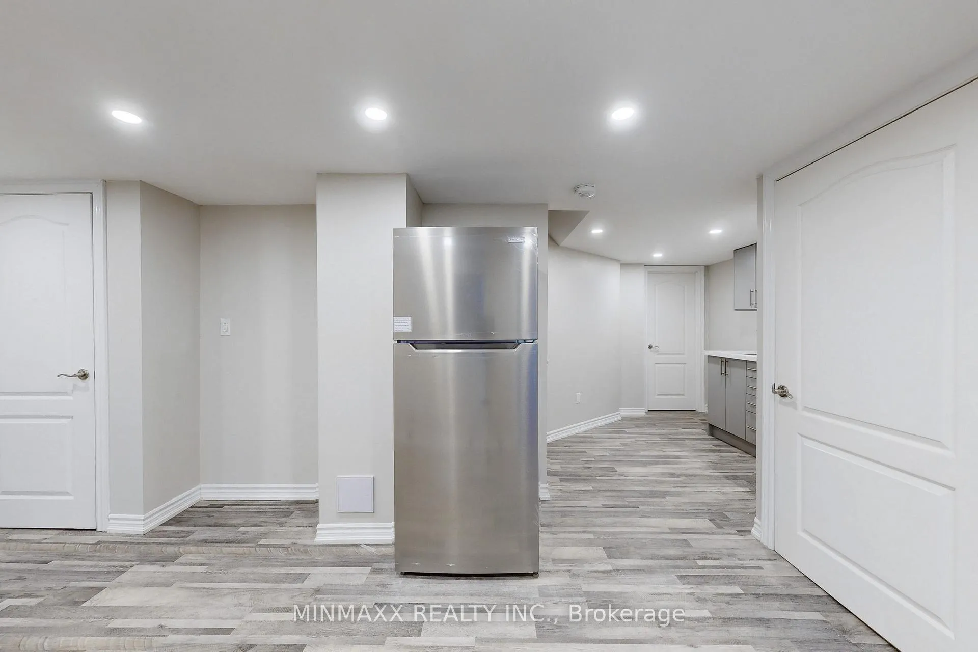 Photo 6 of 1264 Clifford Point, Milton, Ford — HOMEH