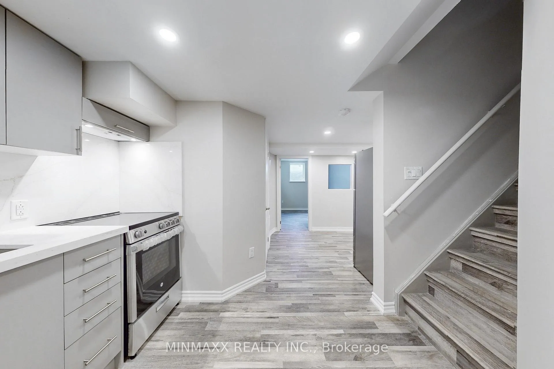 Photo 10 of 1264 Clifford Point, Milton, Ford — HOMEH