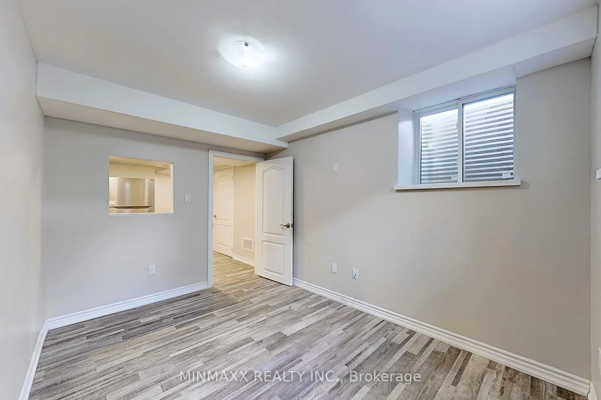 Photo 15 of 1264 Clifford Point, Milton, Ford — HOMEH