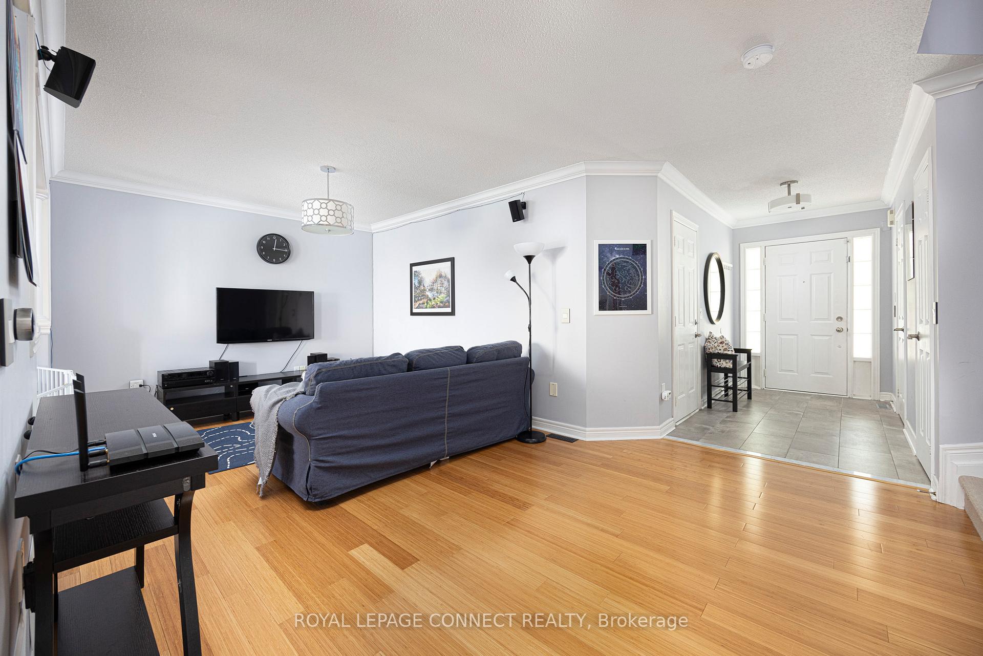 Photo 3 of 68 Park Place Drive, Markham, Greensborough — HOMEH