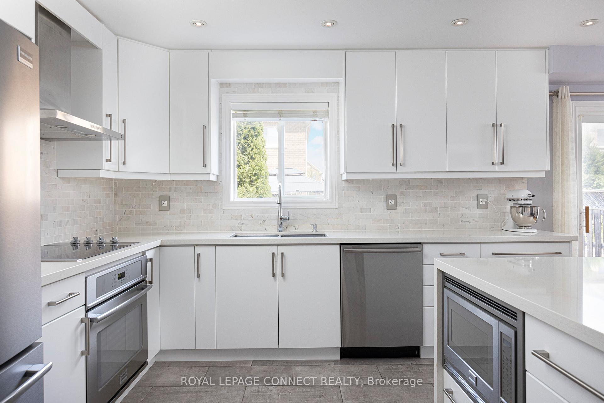 Photo 8 of 68 Park Place Drive, Markham, Greensborough — HOMEH