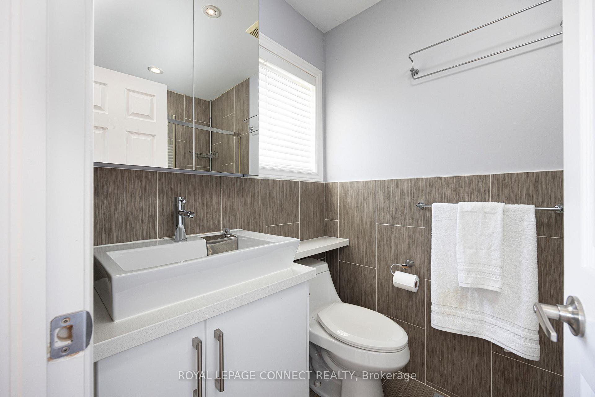 Photo 23 of 68 Park Place Drive, Markham, Greensborough — HOMEH