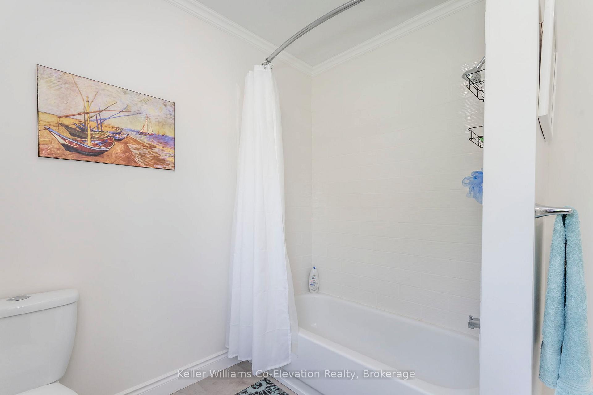 Photo 22 of 1056 Dina Crescent, Midland — HOMEH