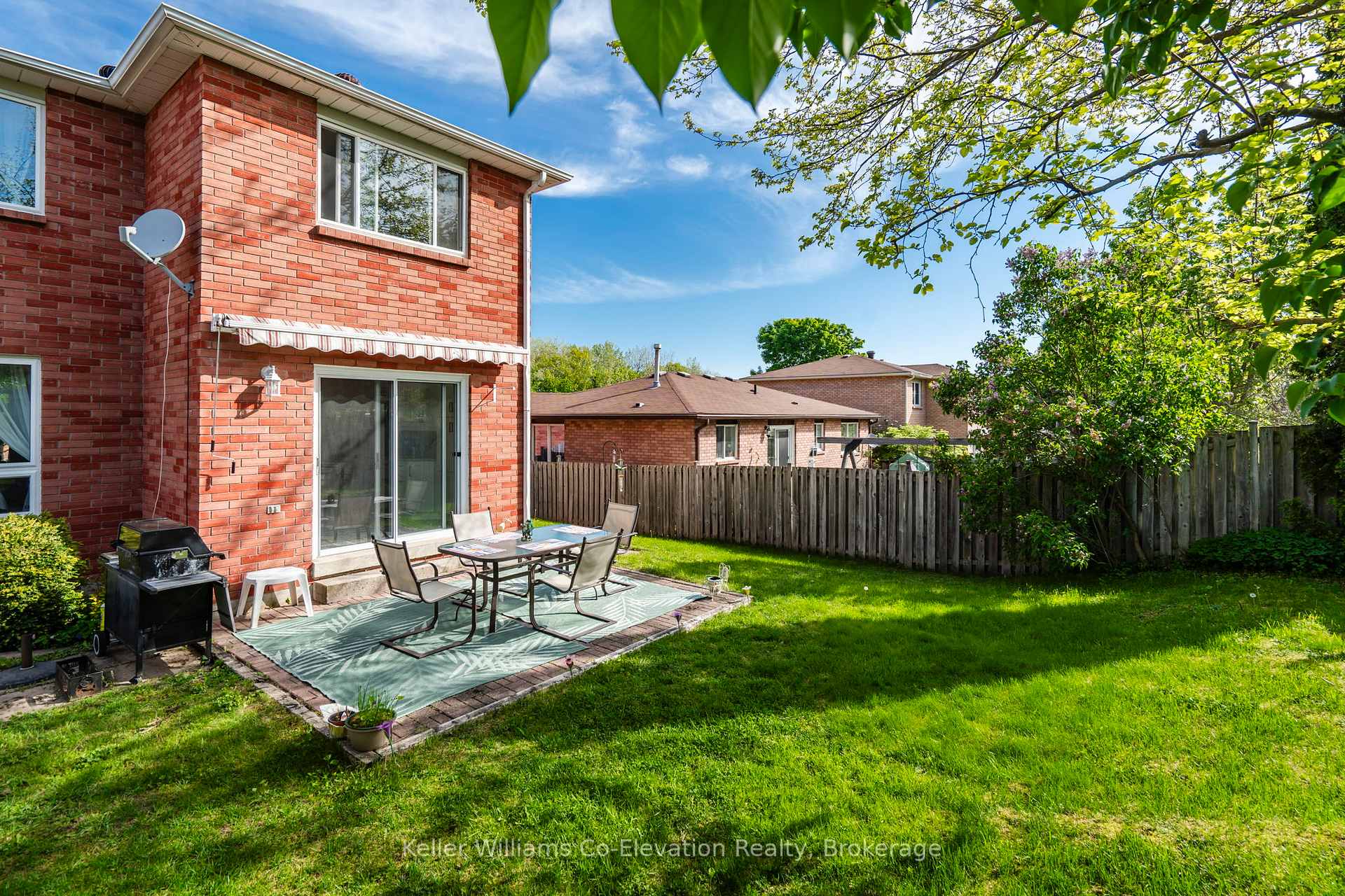 Photo 27 of 1056 Dina Crescent, Midland — HOMEH