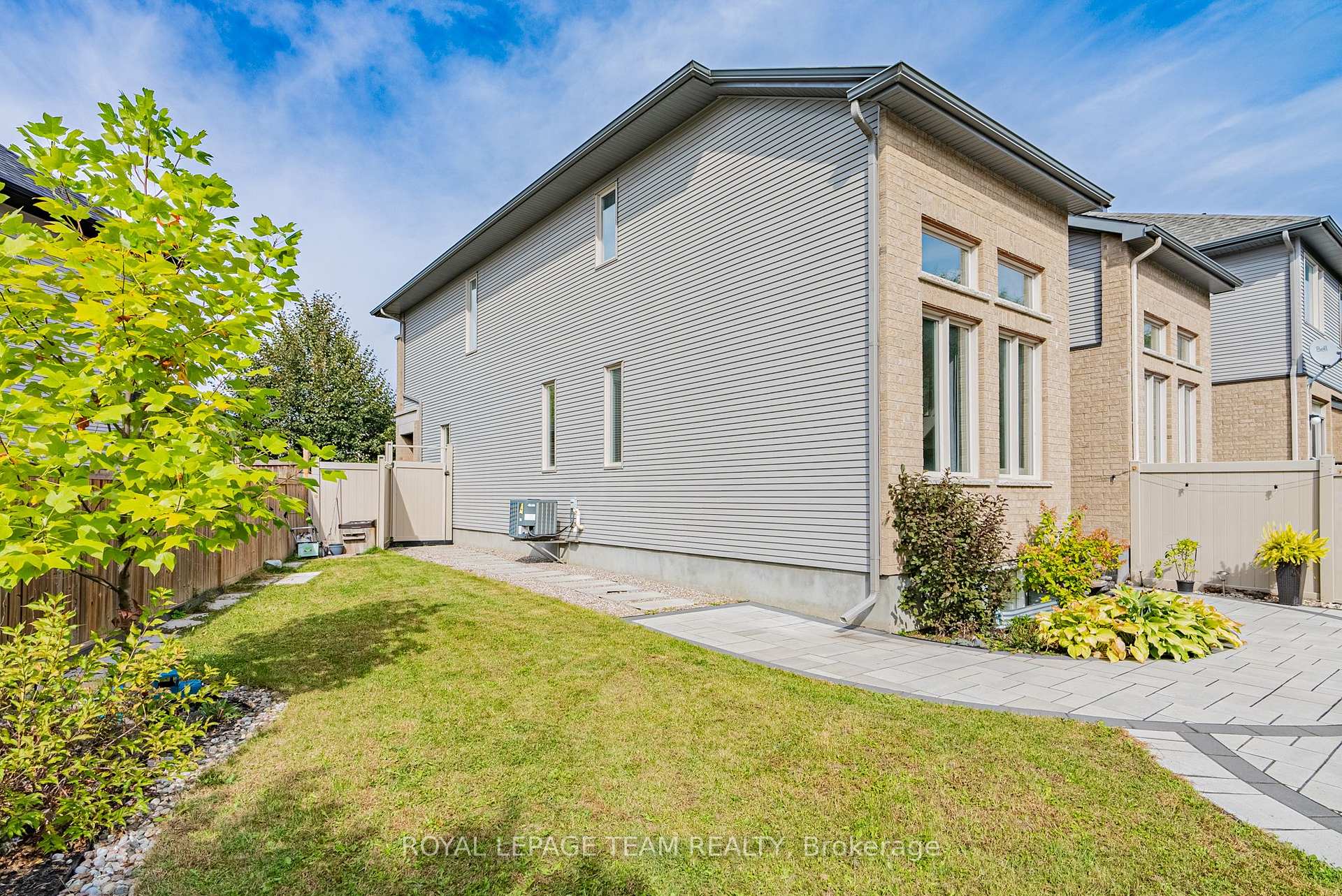Photo 6 of 1136 Tischart Crescent, Ottawa, Kanata - Kanata Lakes/Heritage Hills — HOMEH