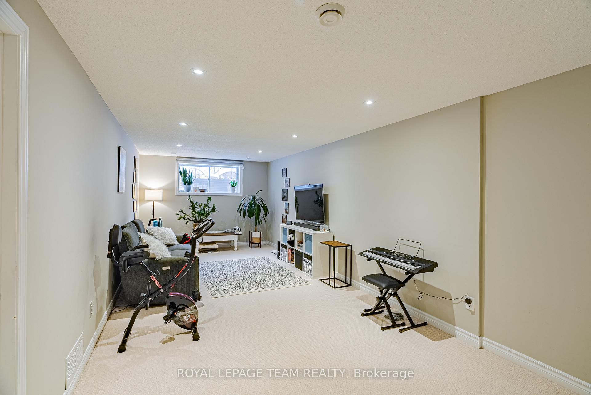 Photo 36 of 1136 Tischart Crescent, Ottawa, Kanata - Kanata Lakes/Heritage Hills — HOMEH
