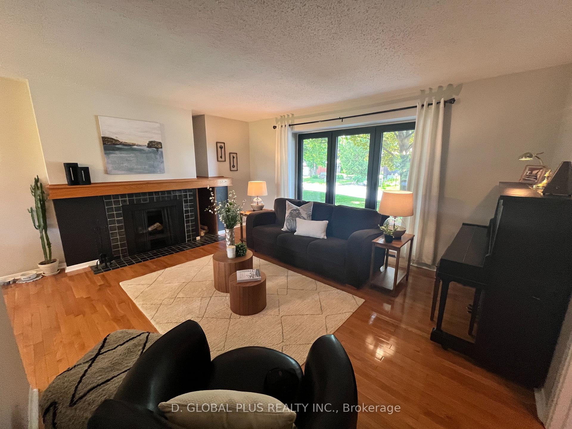 Photo 6 of 51 Chimo Drive, Ottawa, Kanata - Katimavik — HOMEH