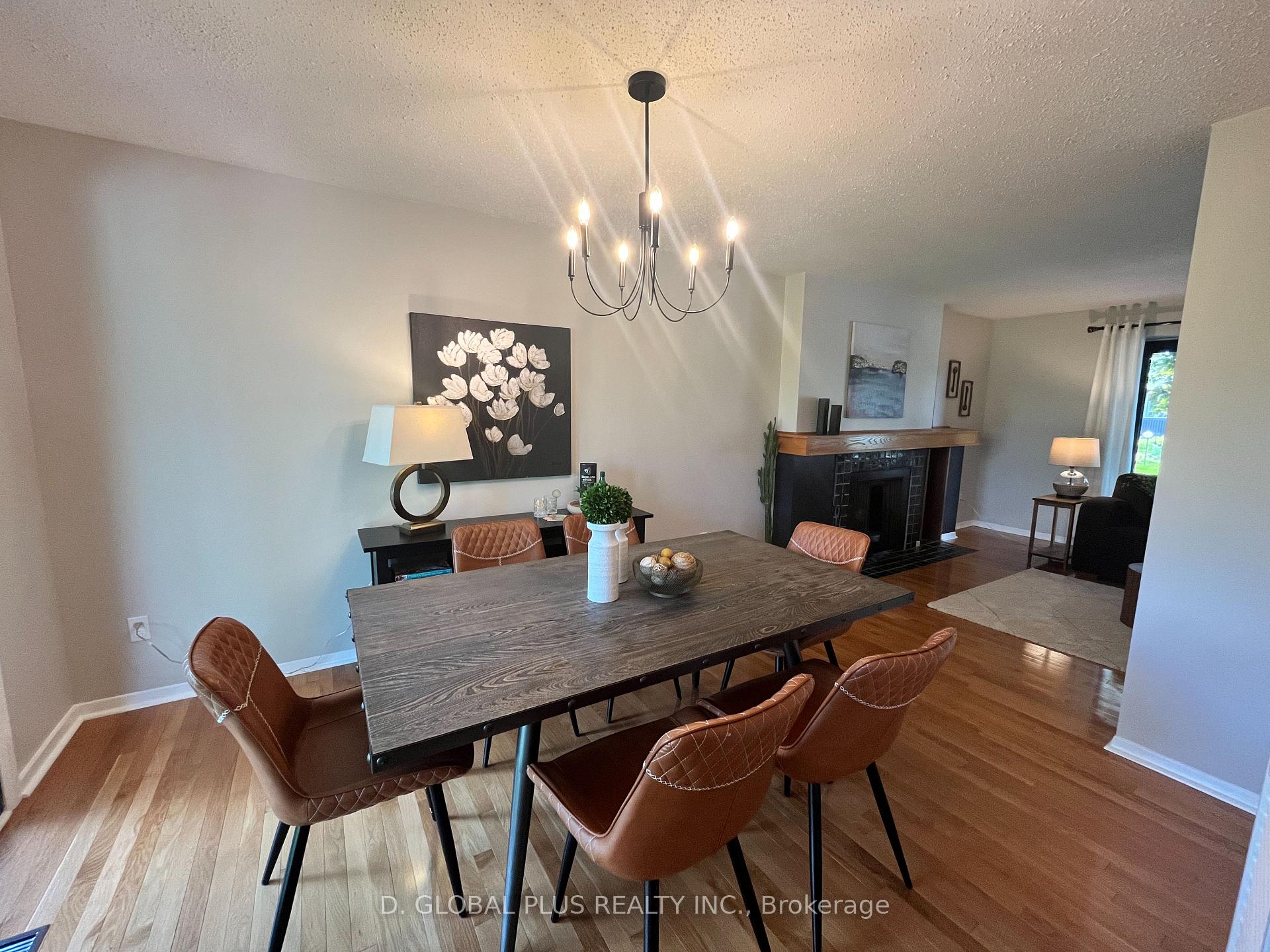 Photo 11 of 51 Chimo Drive, Ottawa, Kanata - Katimavik — HOMEH
