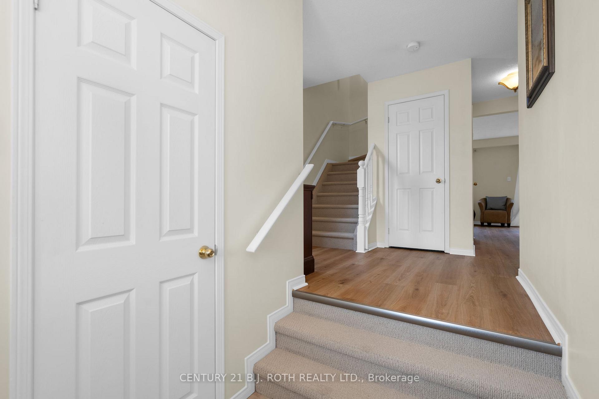 Photo 4 of 105 Southwinds Crescent, Midland — HOMEH