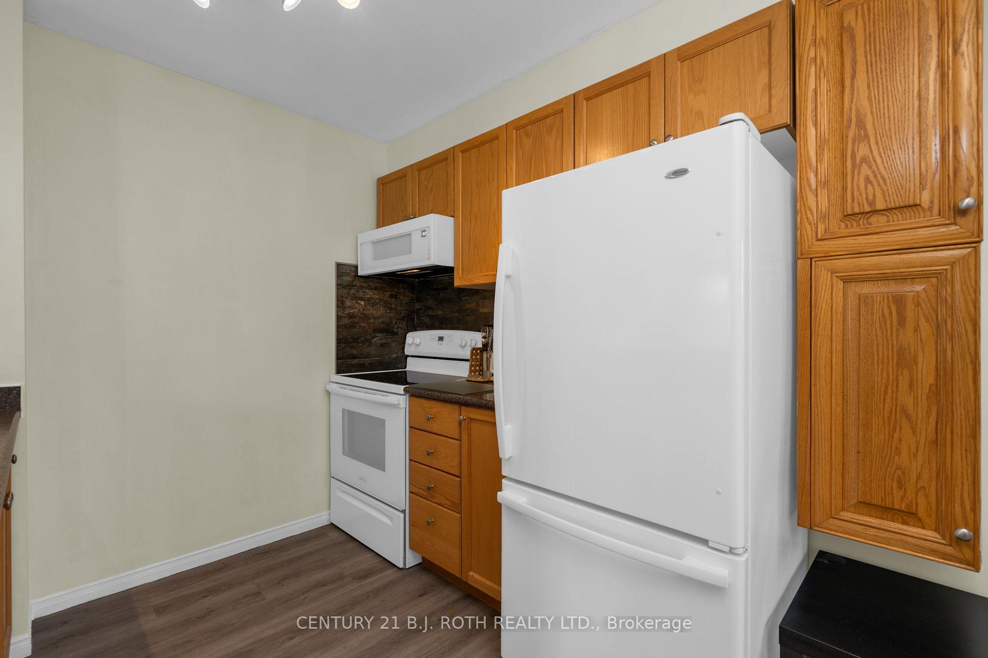 Photo 7 of 105 Southwinds Crescent, Midland — HOMEH