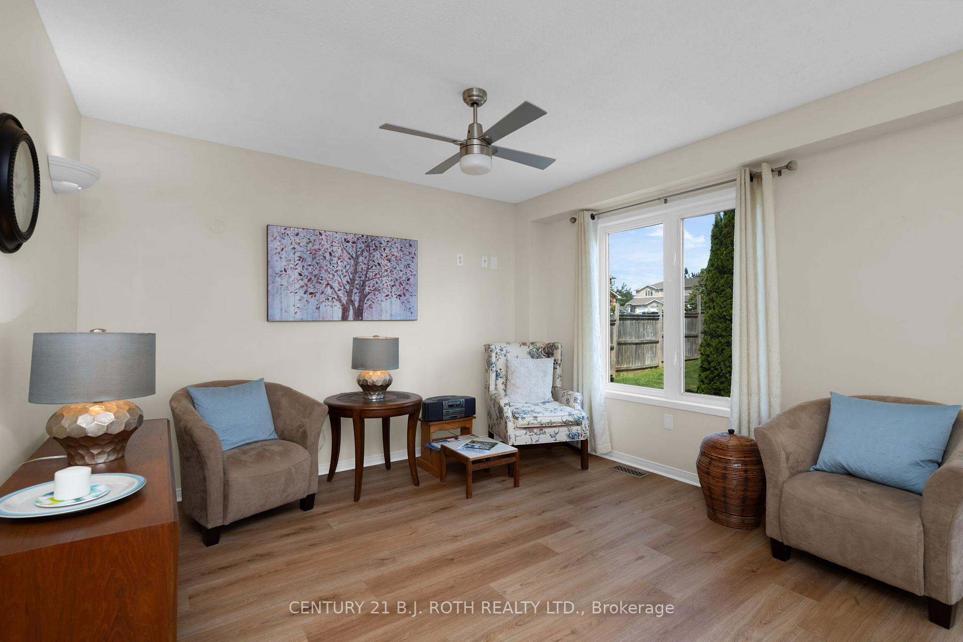 Photo 13 of 105 Southwinds Crescent, Midland — HOMEH