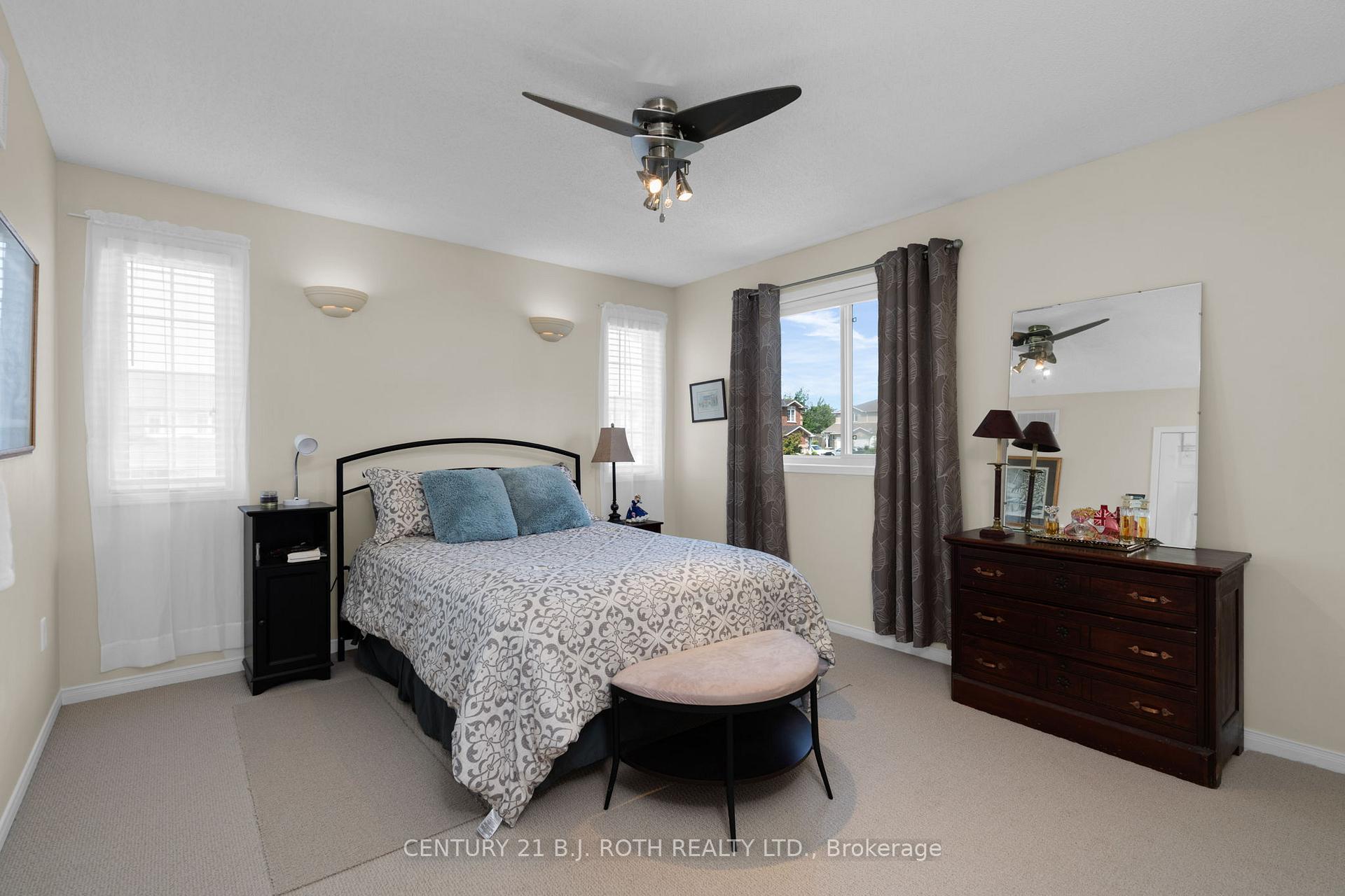 Photo 16 of 105 Southwinds Crescent, Midland — HOMEH