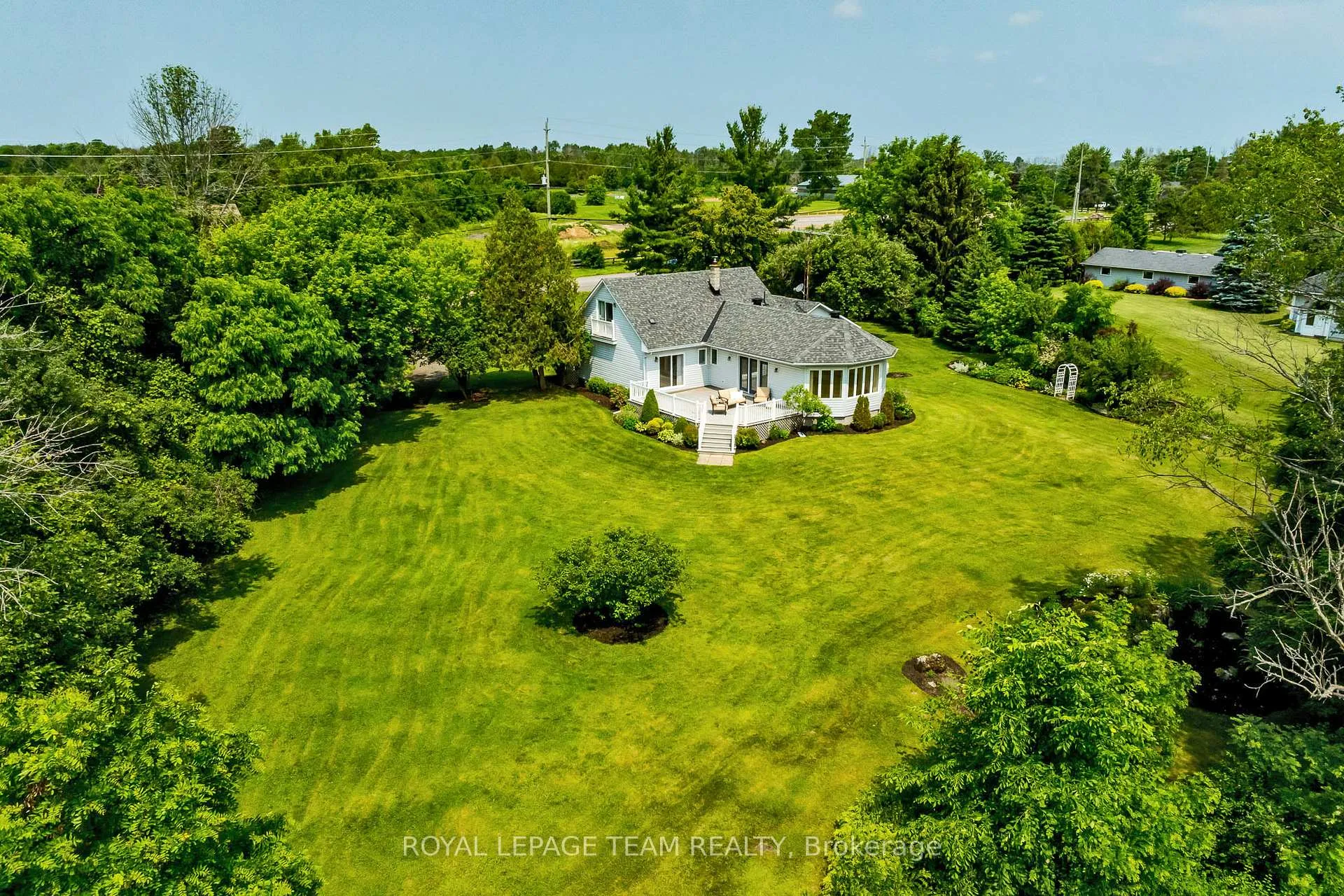Photo 21 of 833 Heritage Drive, Montague, Montague Twp — HOMEH