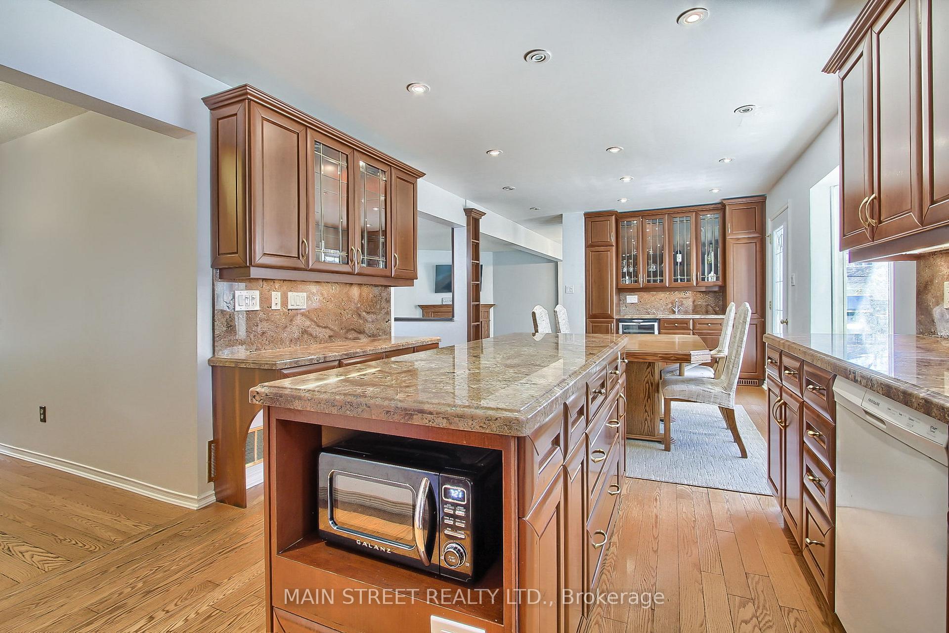 Photo 17 of 2504 Lloyd Street, Innisfil, Alcona — HOMEH