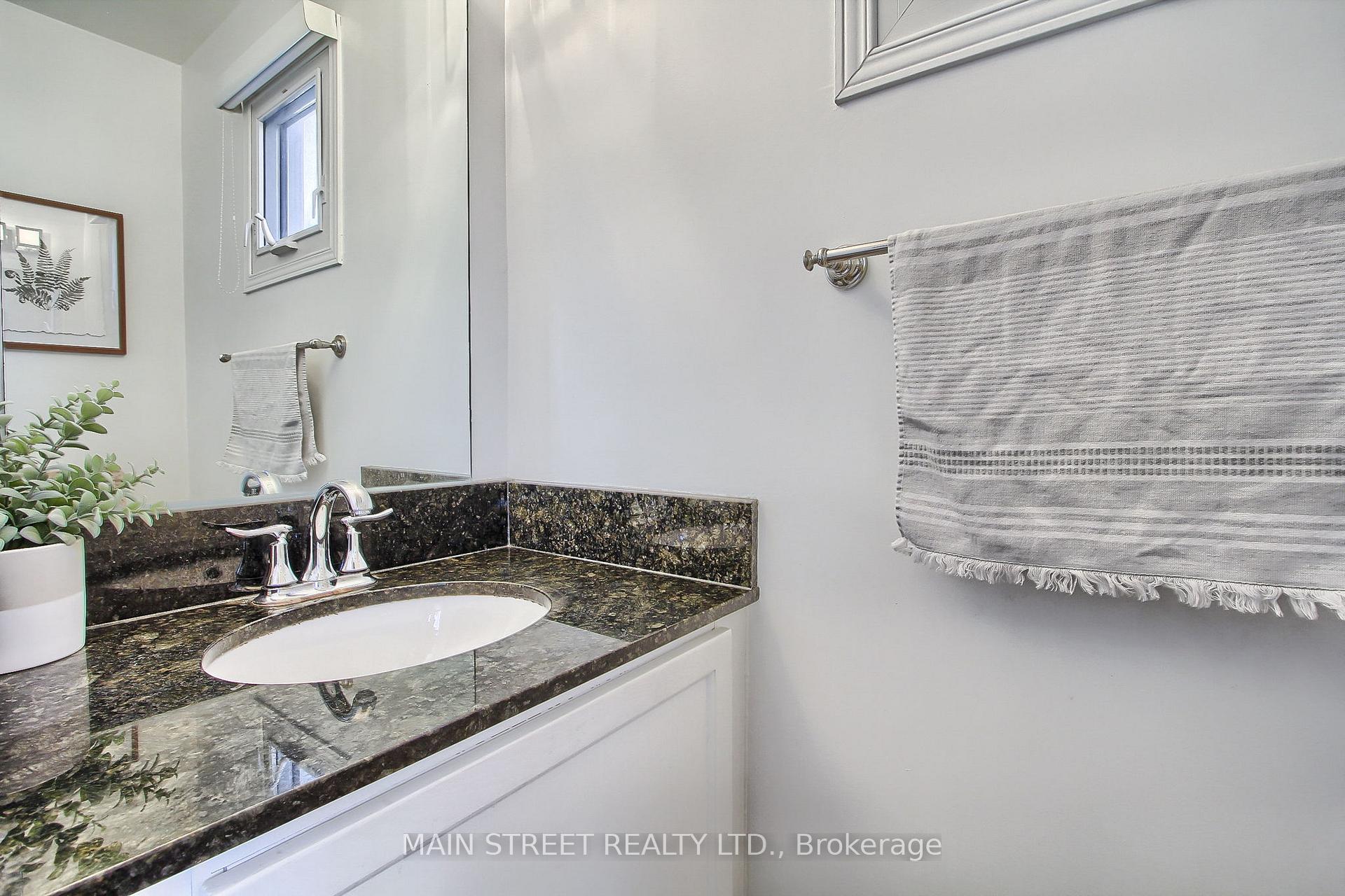 Photo 26 of 2504 Lloyd Street, Innisfil, Alcona — HOMEH