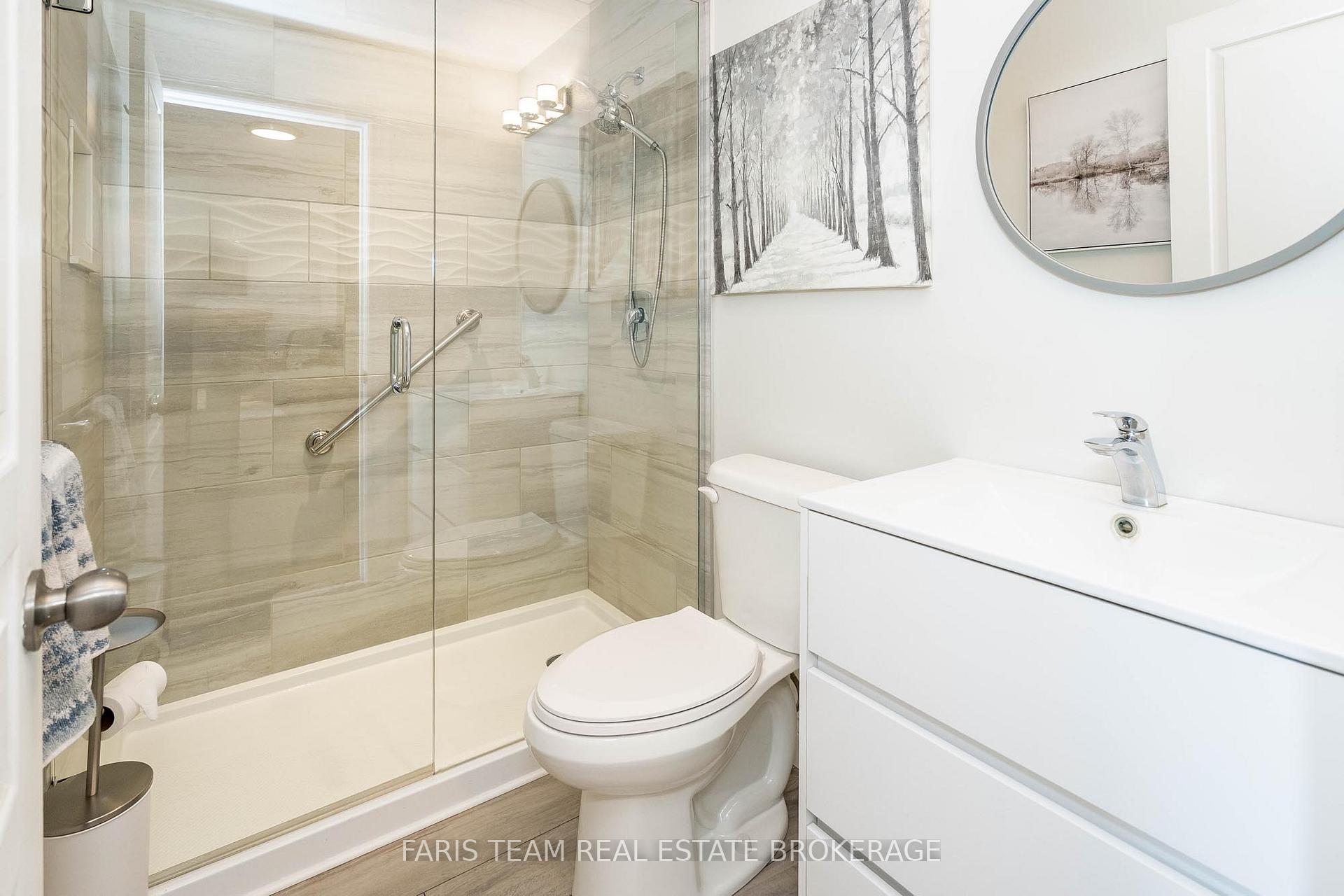 Photo 16 of 1116 Everton Road, Midland — HOMEH