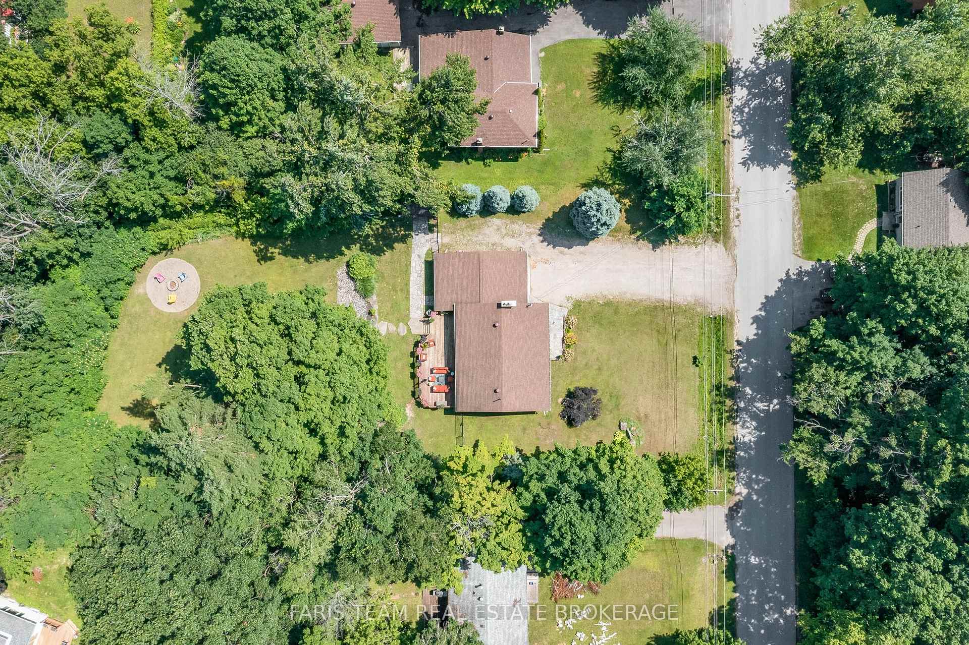 Photo 32 of 1116 Everton Road, Midland — HOMEH